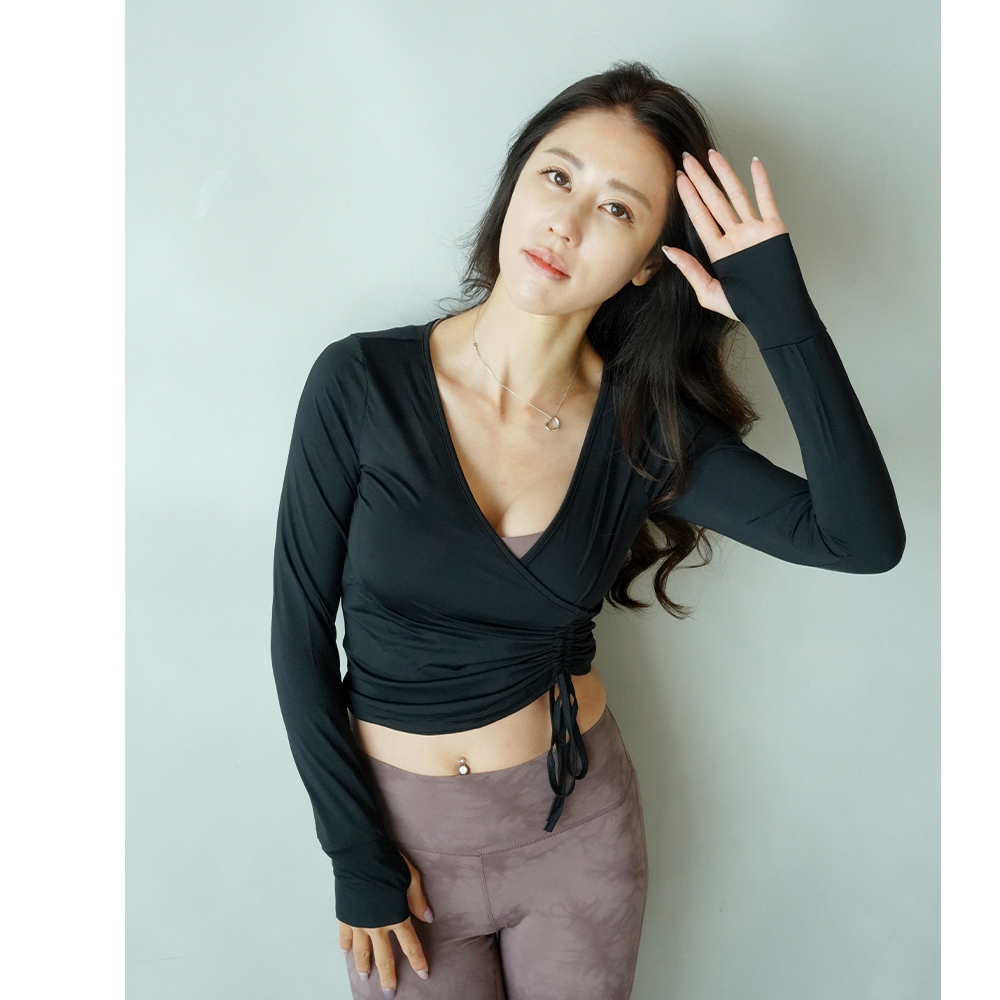 美麗飛長袖涼感抽繩短版罩衫-(耶誕紅)/(優雅白)/(寧靜黑)/(薄荷綠)11