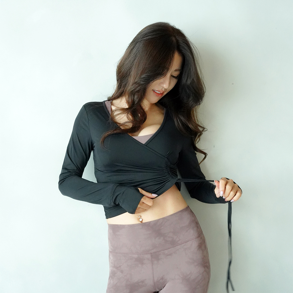 美麗飛長袖涼感抽繩短版罩衫-(耶誕紅)/(優雅白)/(寧靜黑)/(薄荷綠)10