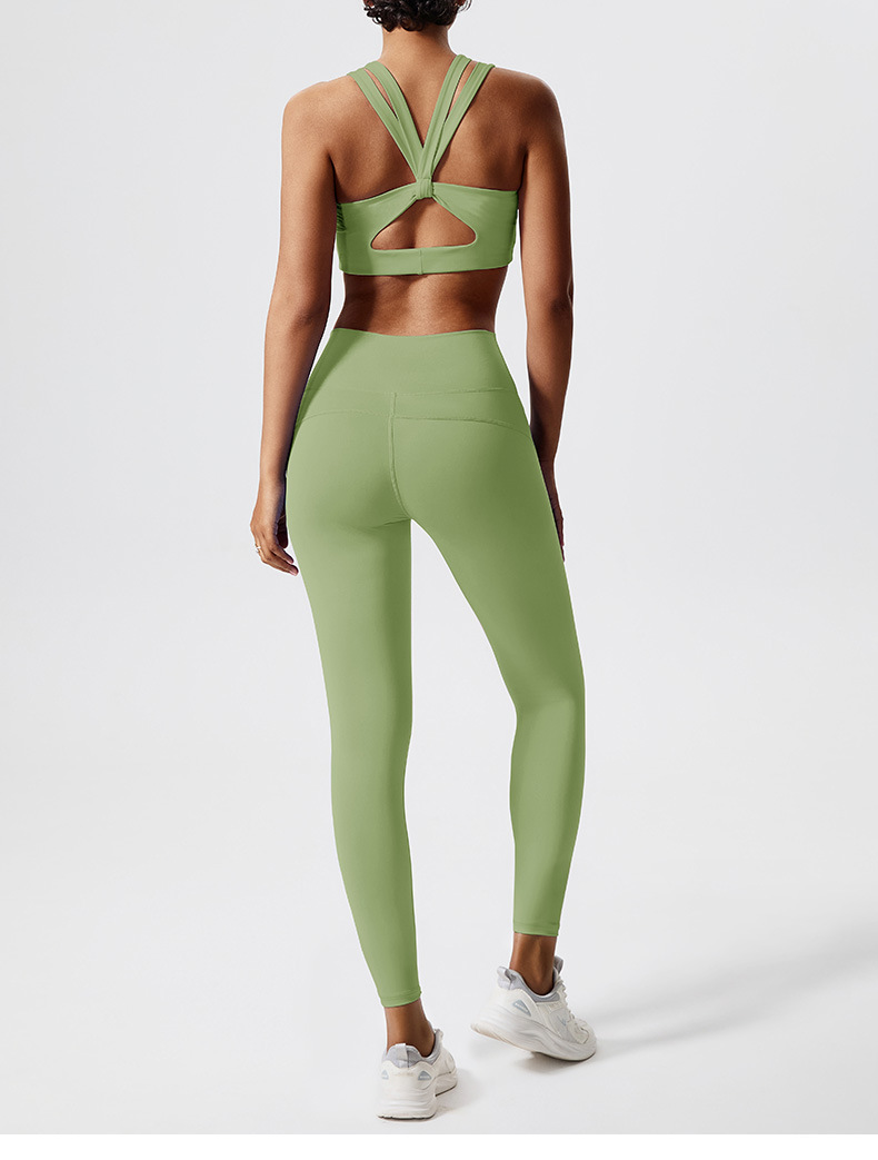 品牌嚴選- 鏤空蜜桃美背套裝2