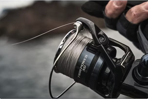 SHIMANO 25年TWINPOWER XD6