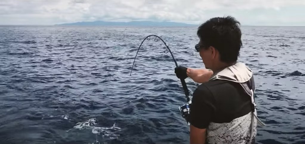 SHIMANO OCEA PLUGGER MONSTER DRIVE BG一本半/三節旅竿8