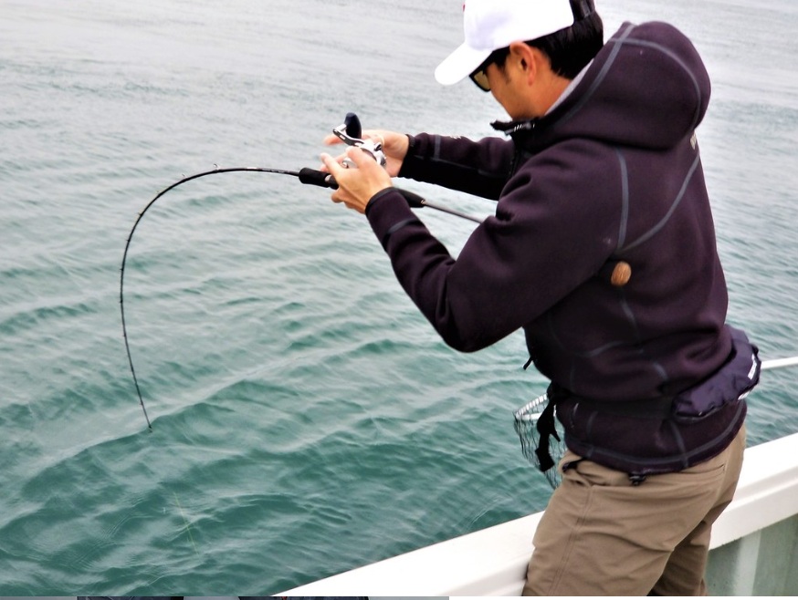 日本 ZENAQ 最新 實心竿 IKARI /鼓式竿/紡車竿8