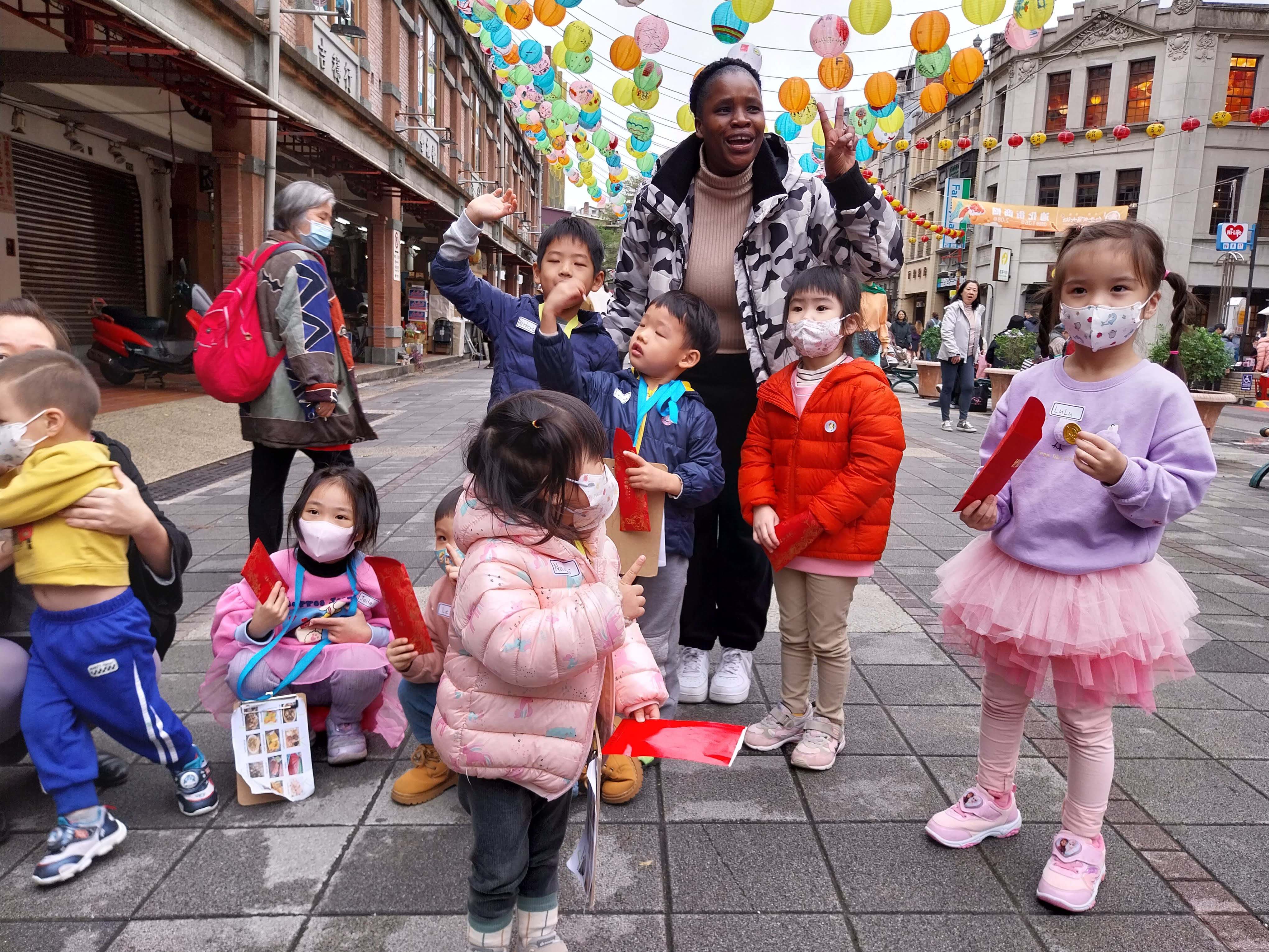 3-10歲 【節慶限定】新年快樂! 迪化街年貨採購小達人8