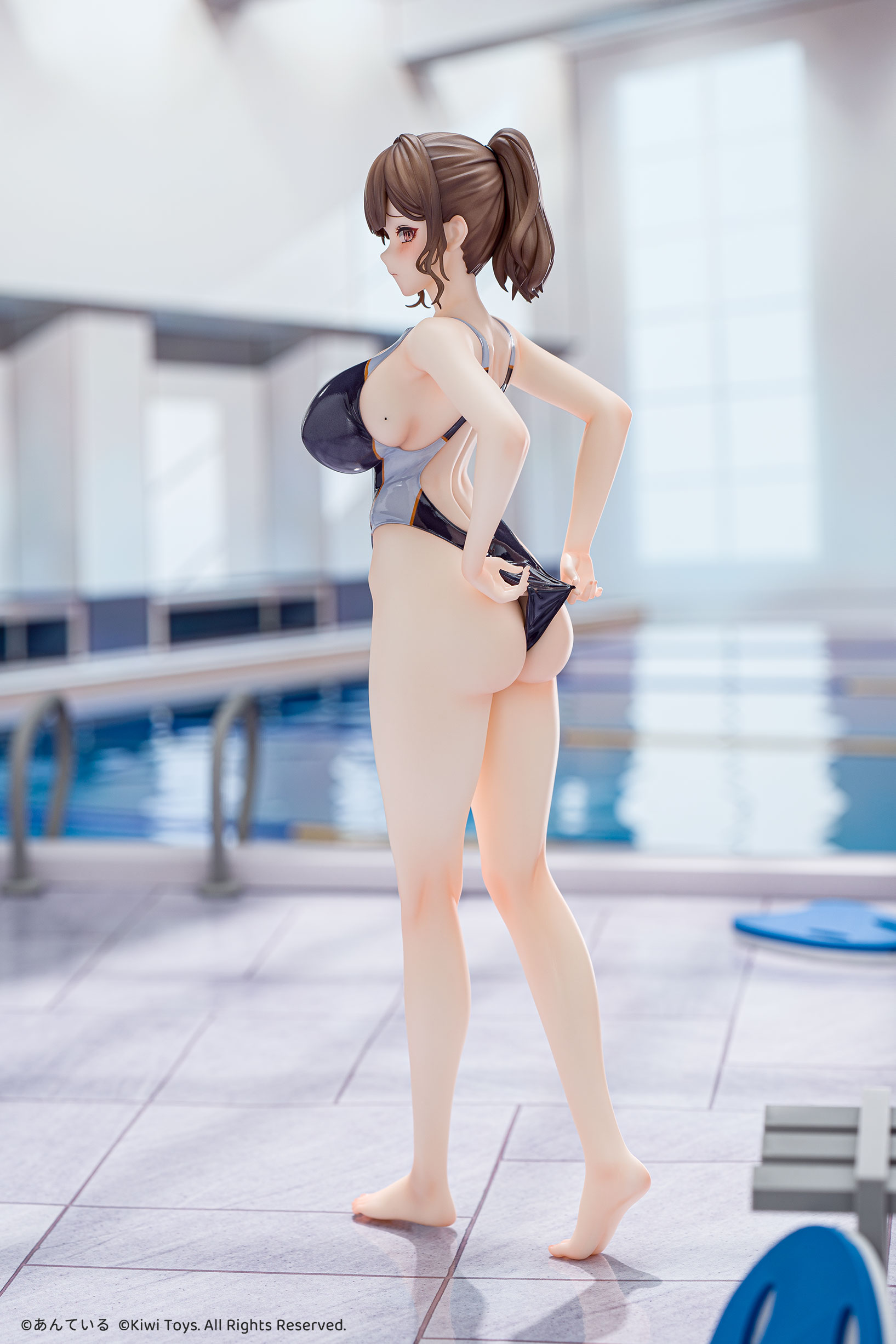 【預購】遊泳部老師 穗成美 X Kiwi Toys3