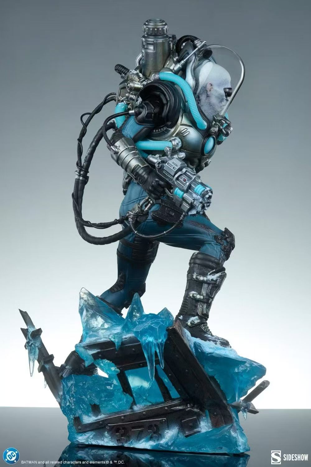 【售罄展示追加請私訊客服@toystationtw】Mr. Freeze 急凍先生 雕像 300930 X Sideshow8