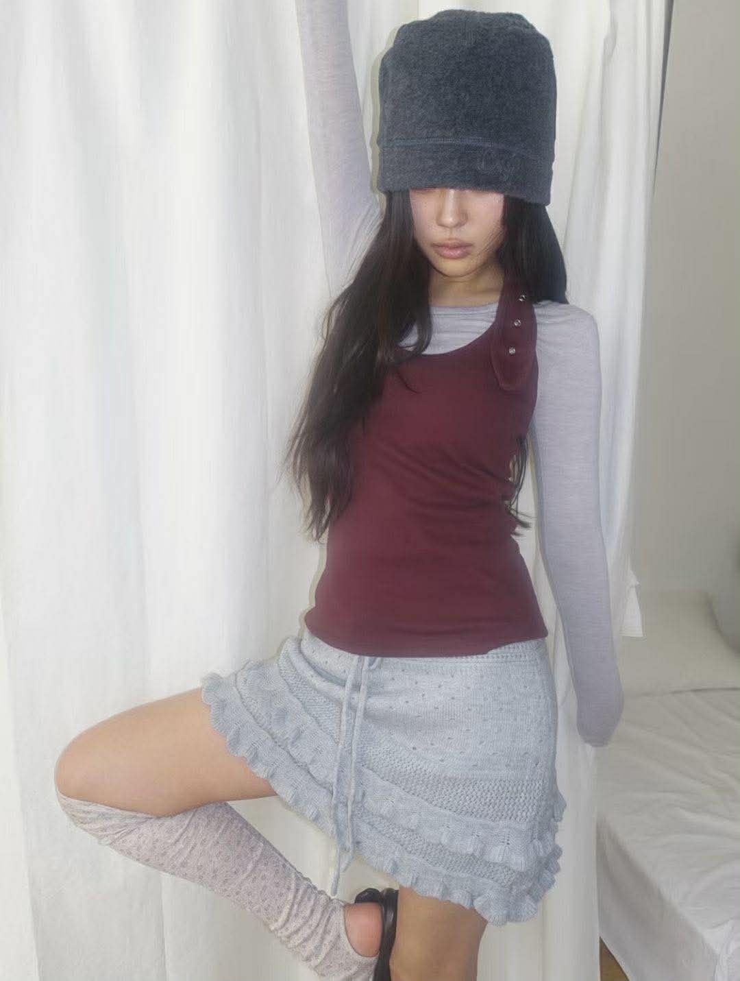 彈性直紋繞頸背心 ( 黑色/酒紅色 )2