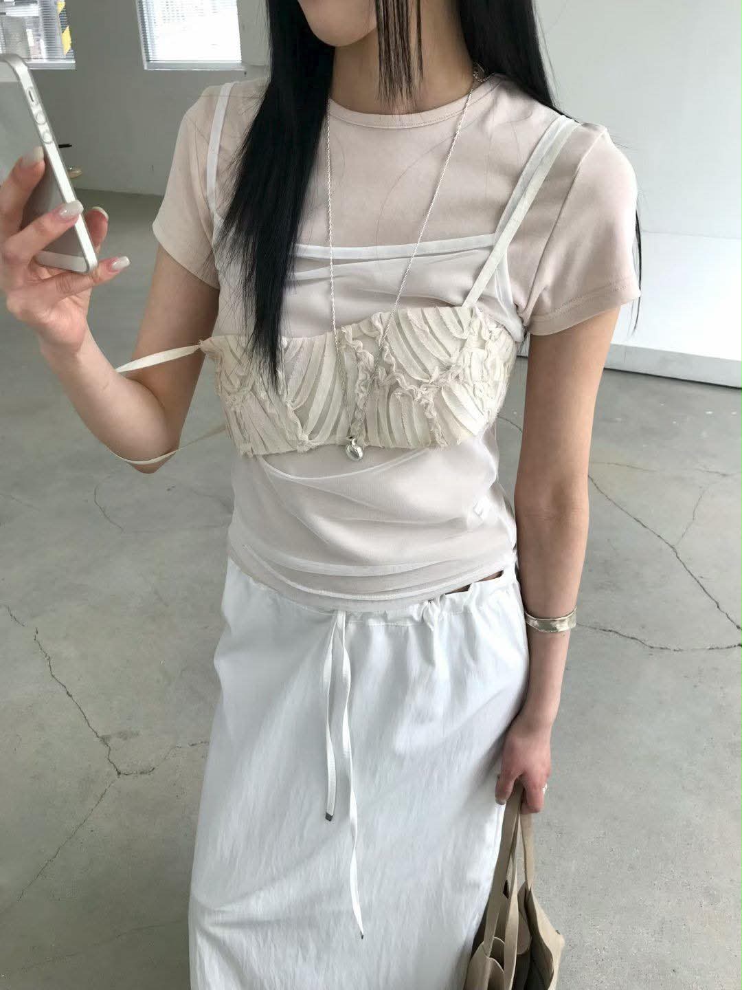 立體壓紋綁帶小背心 ( 2色 )1