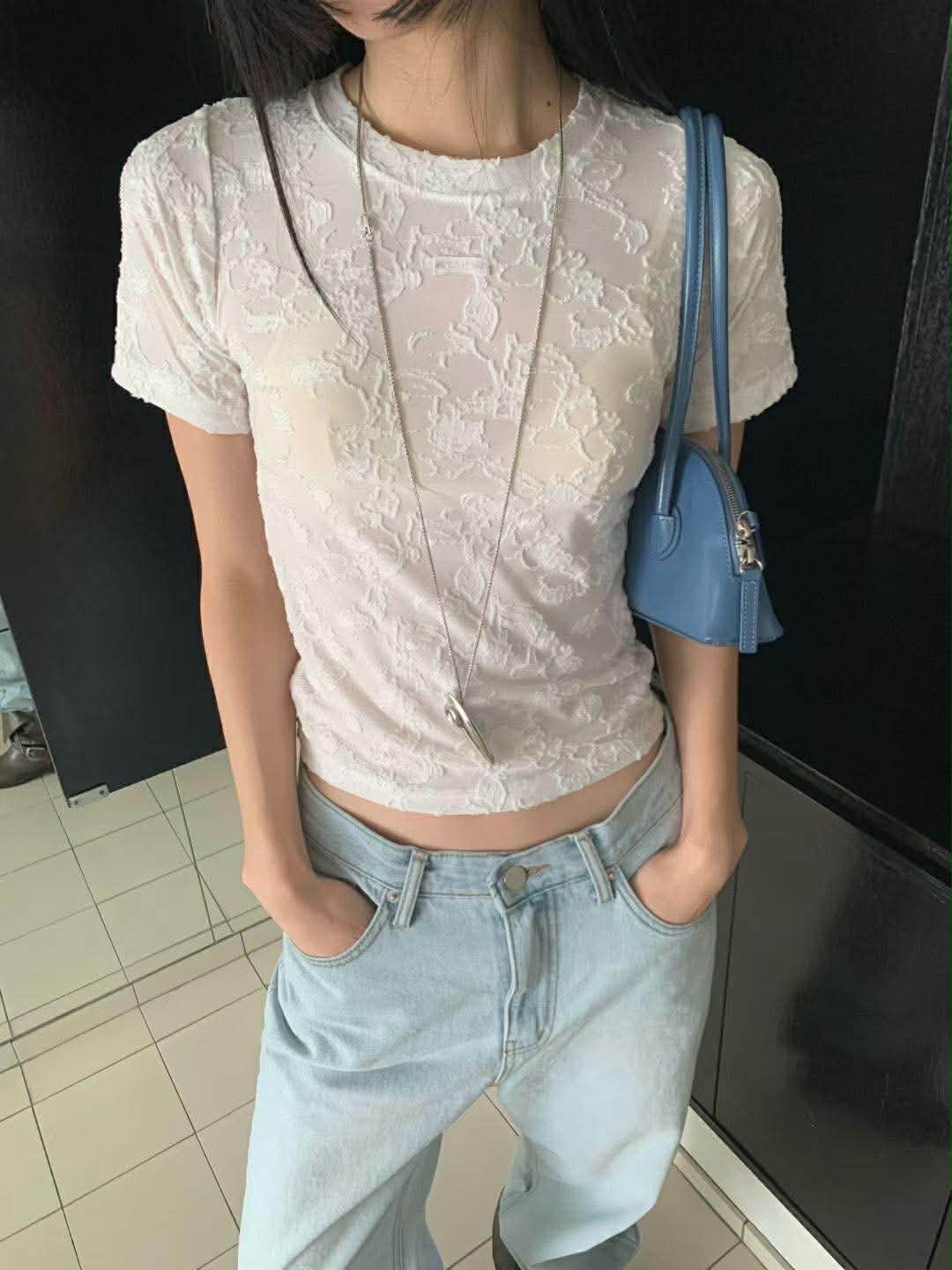 蕾絲花紋短袖上衣 ( 2色 )10