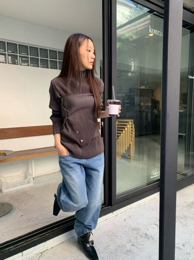 口袋外翻感小直筒褲21