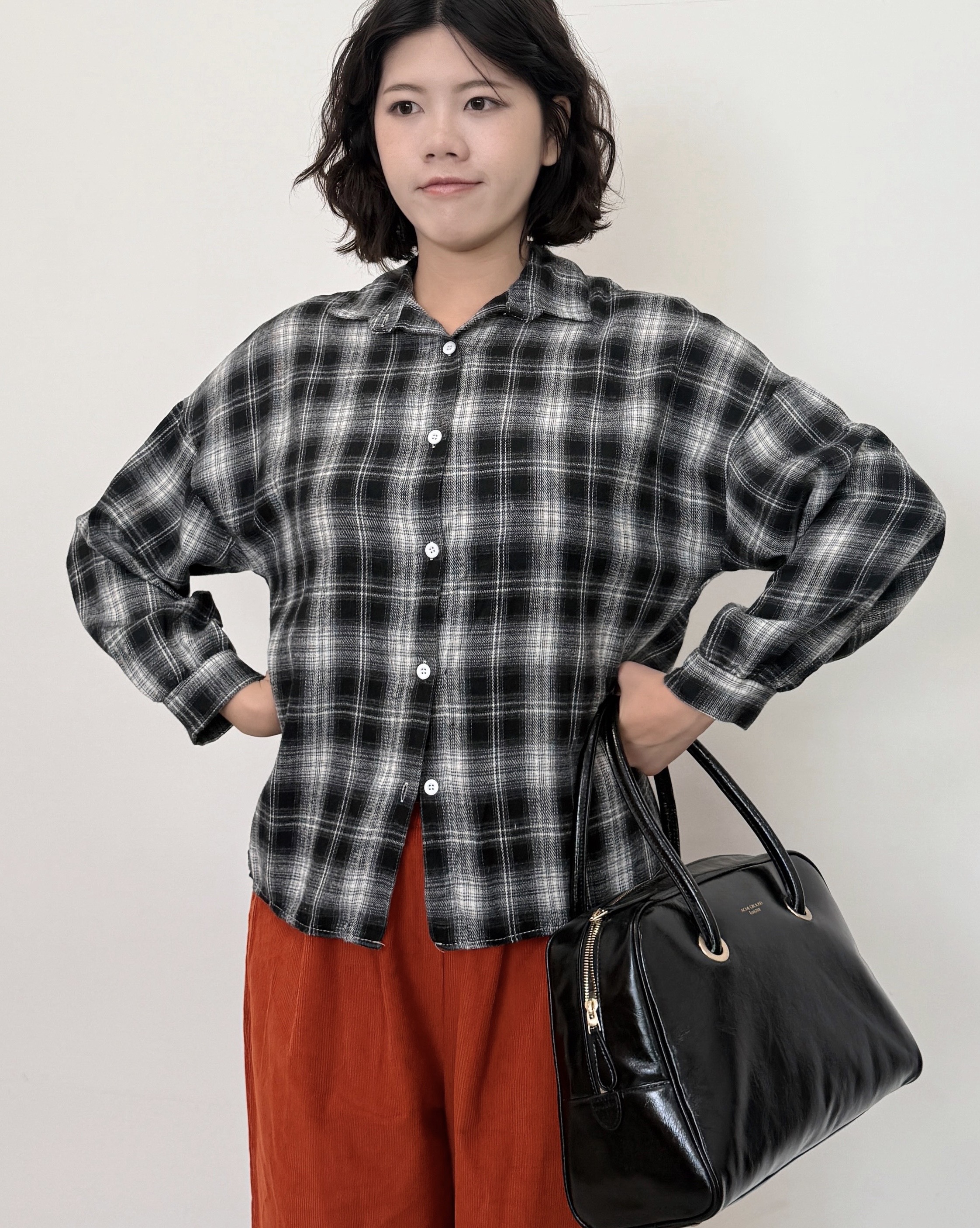 磨毛格紋襯衫-黑白2