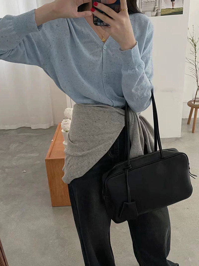 彩點V領開襟外套3