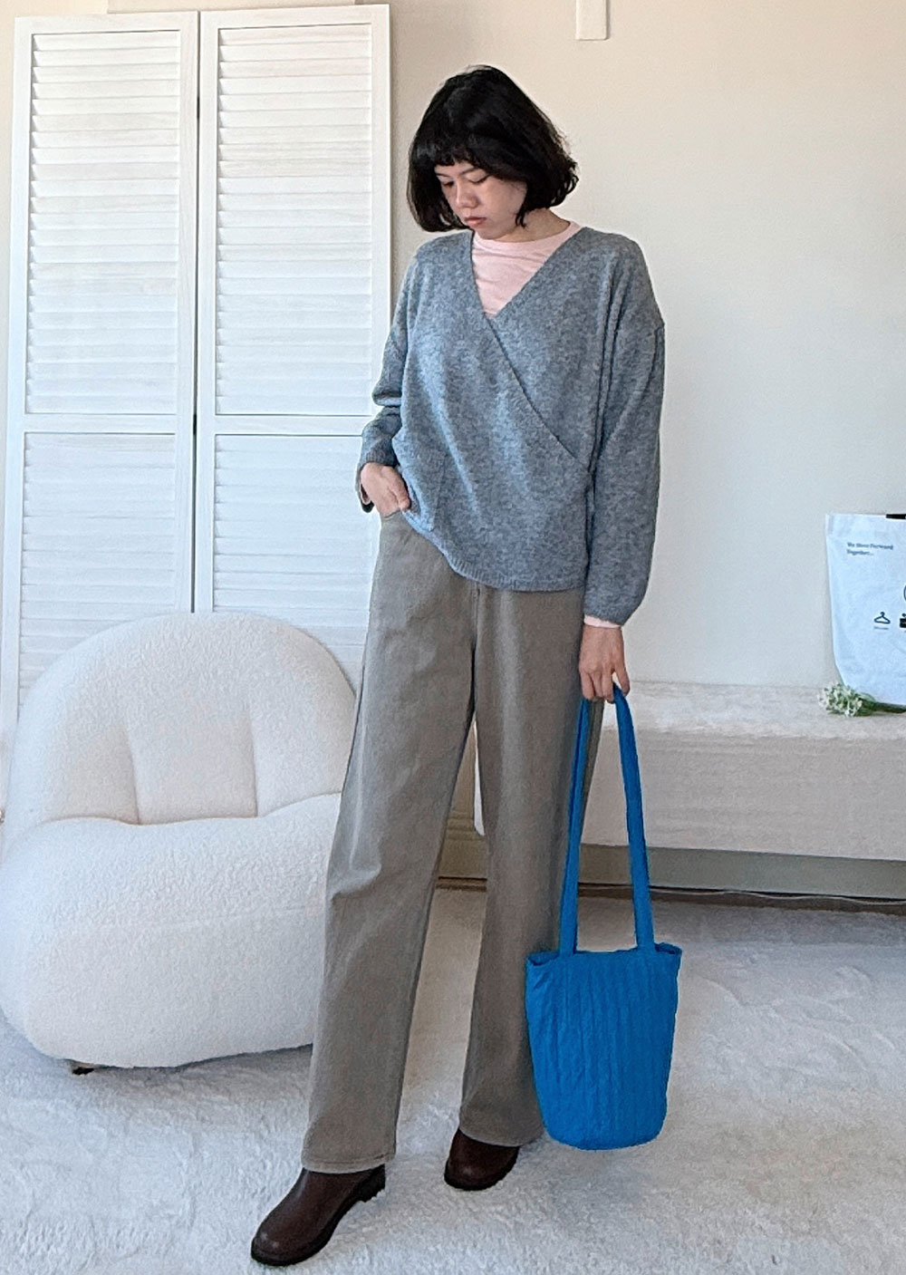 witharch極簡V領針織衫8