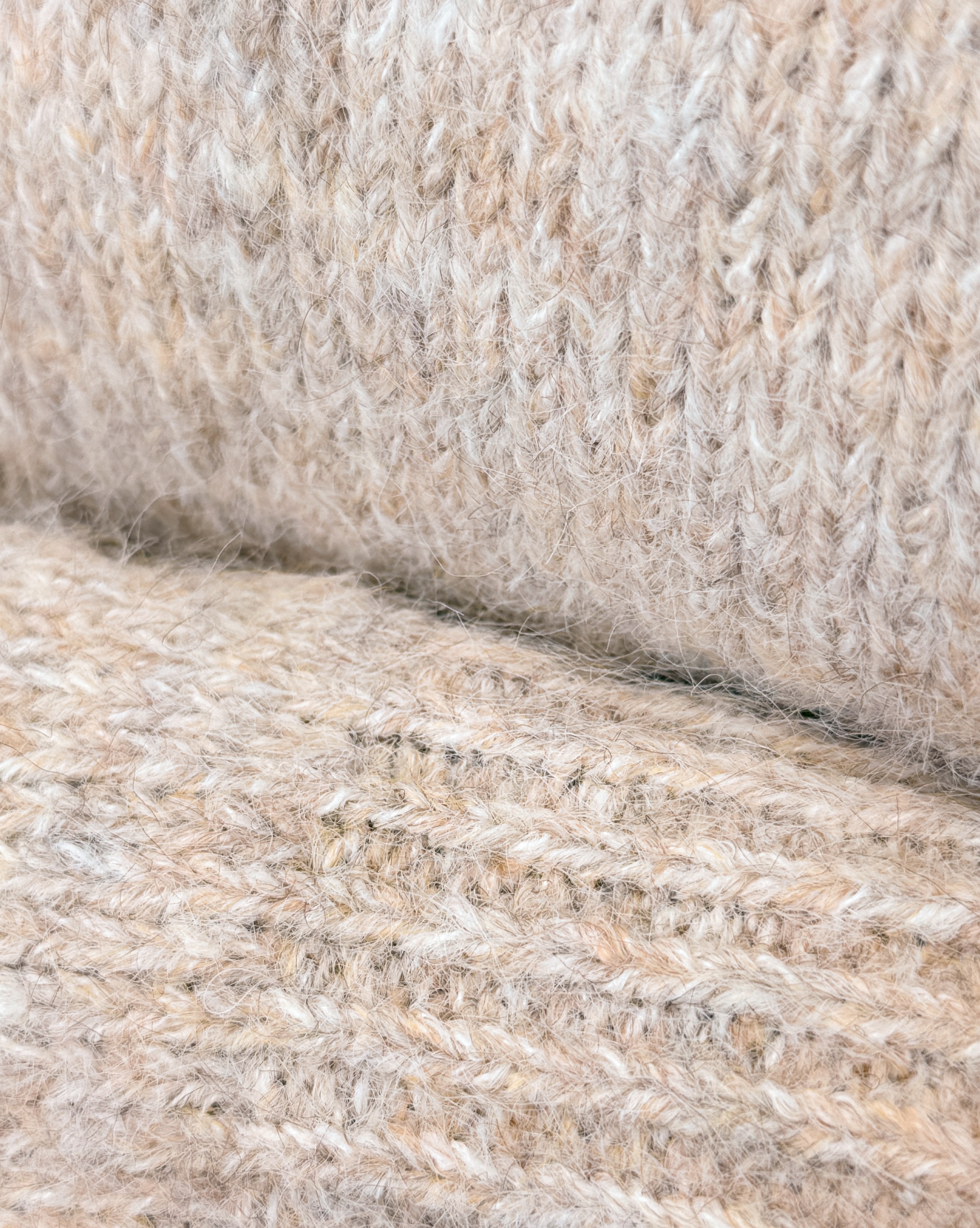 V領花彩毛衣-燕麥4