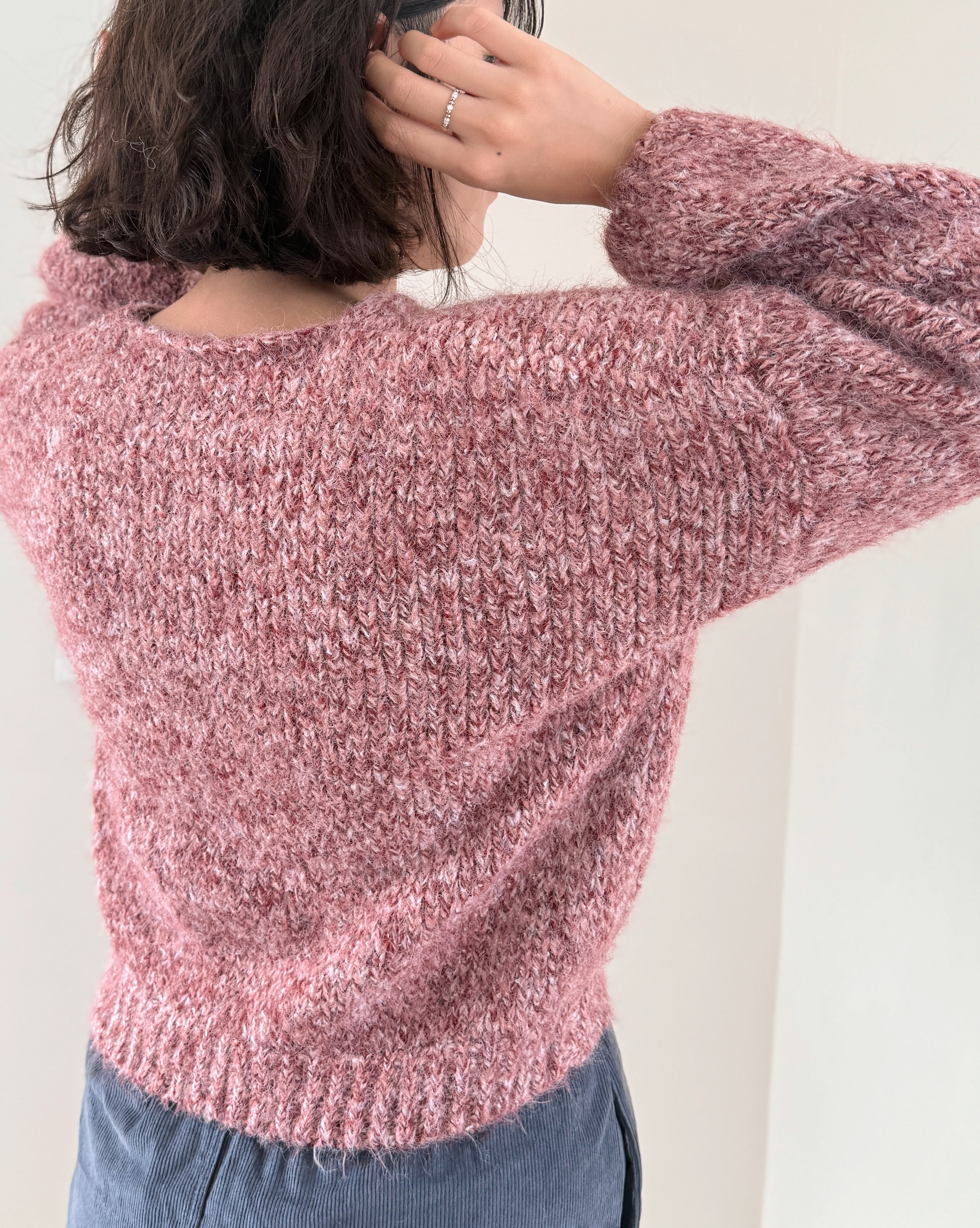 V領花紗羊毛衣-莓粉8