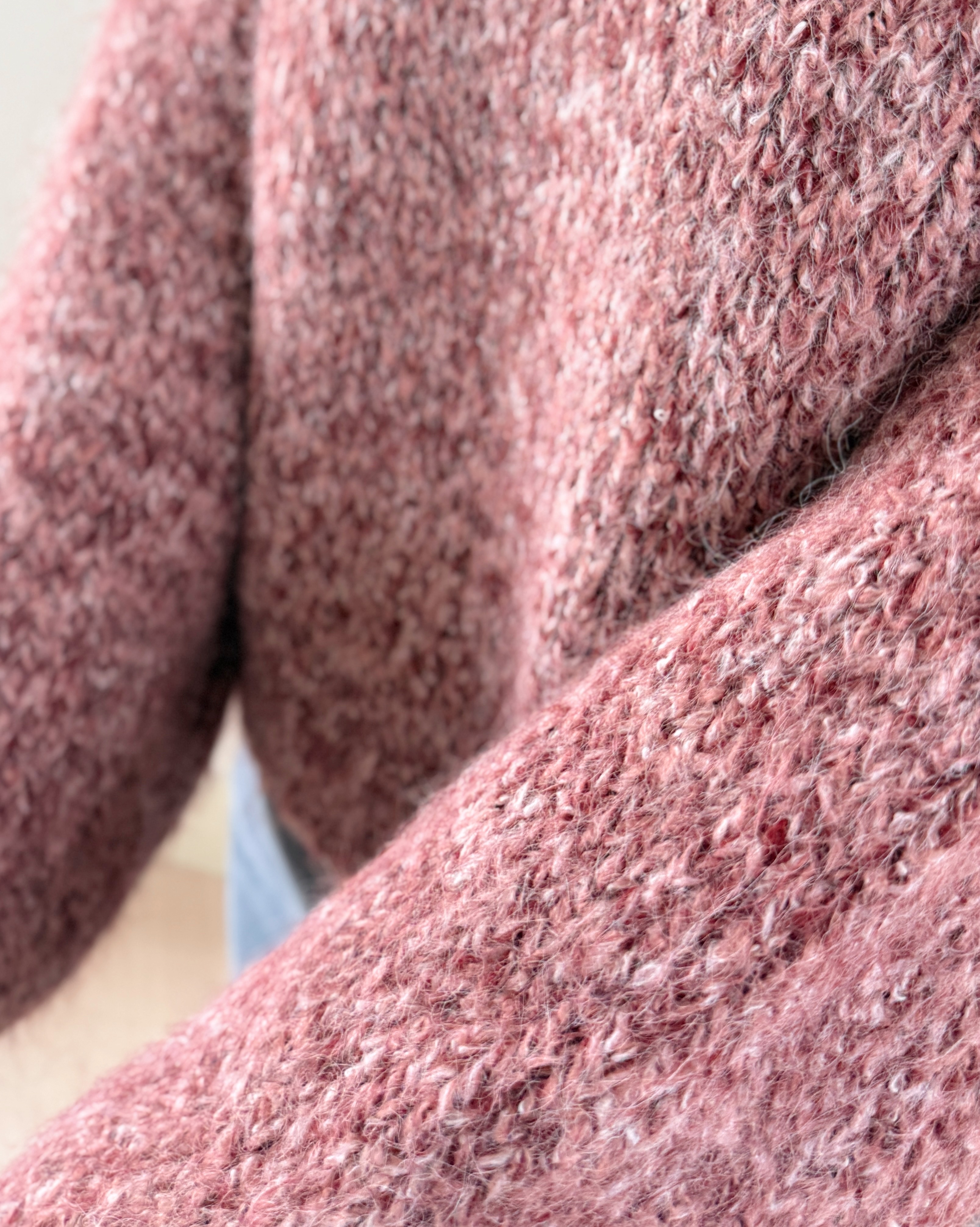 V領花紗羊毛衣-莓粉7