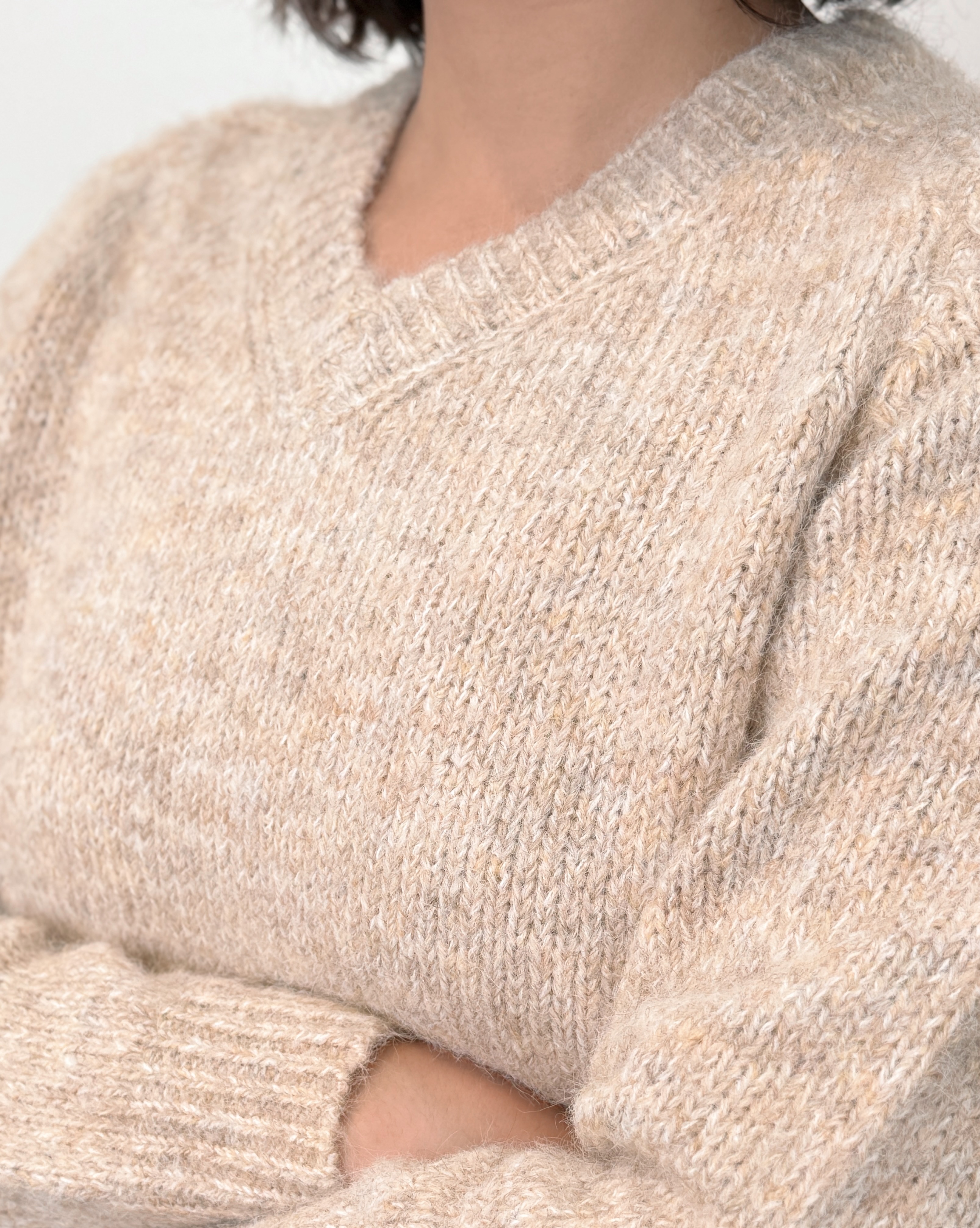 V領花彩毛衣-燕麥6