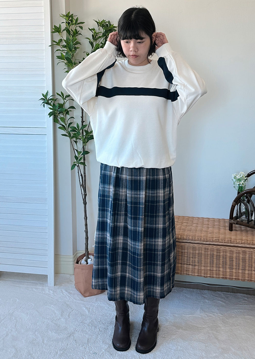 韓國圓領撞色大學tee4