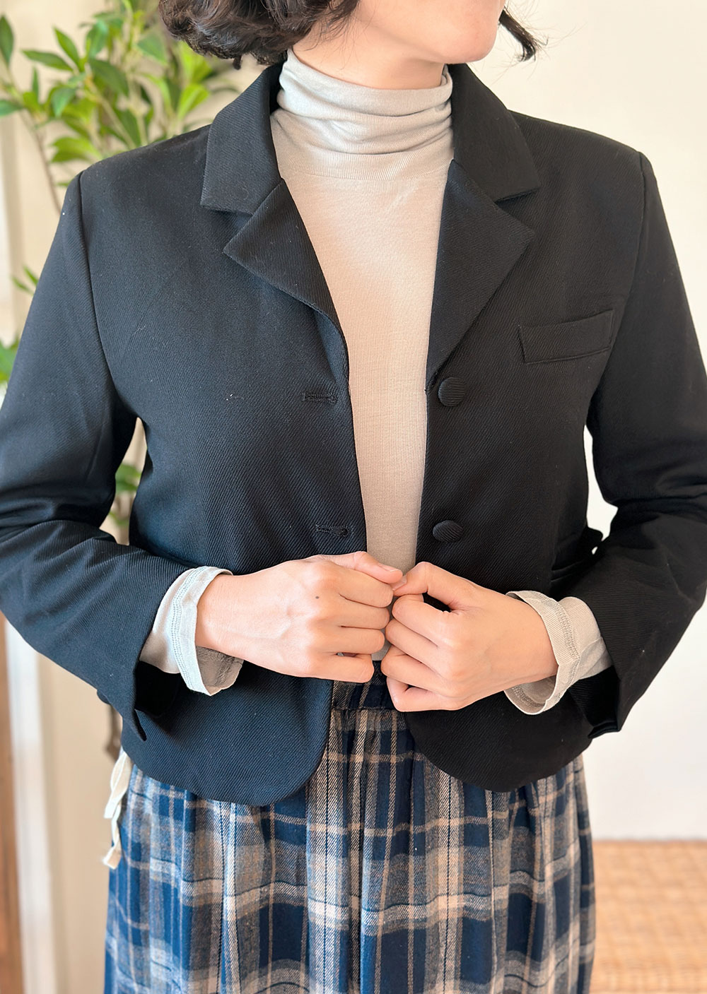 毛呢短版西裝外套4