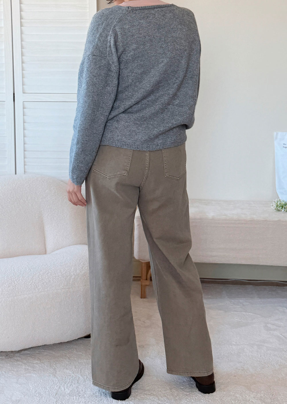 witharch極簡V領針織衫7