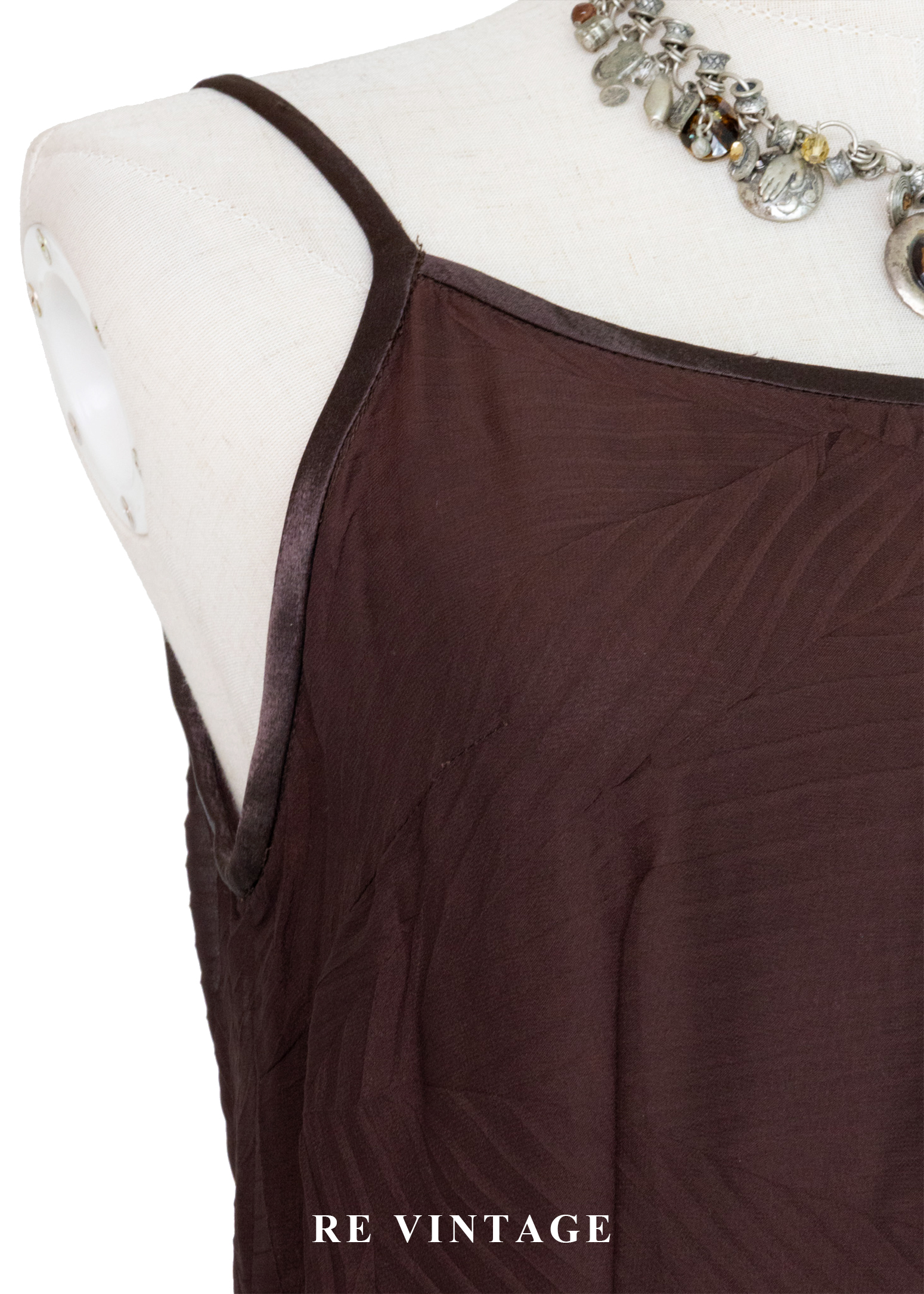 煙燻棕交錯壓印紋理細肩帶長洋裝5