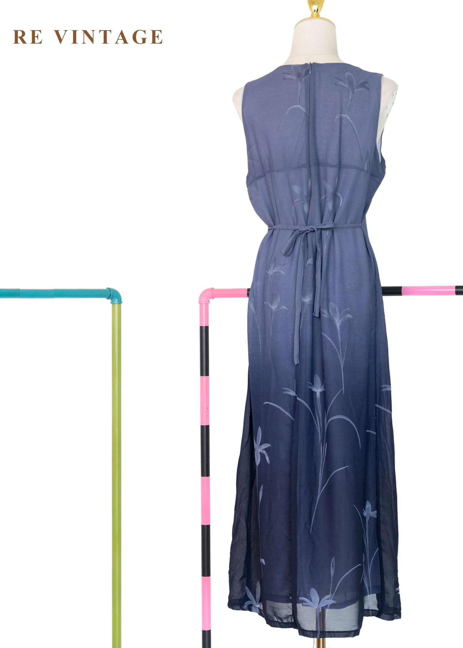 霧中灰藍湖面的花朵們長洋裝11