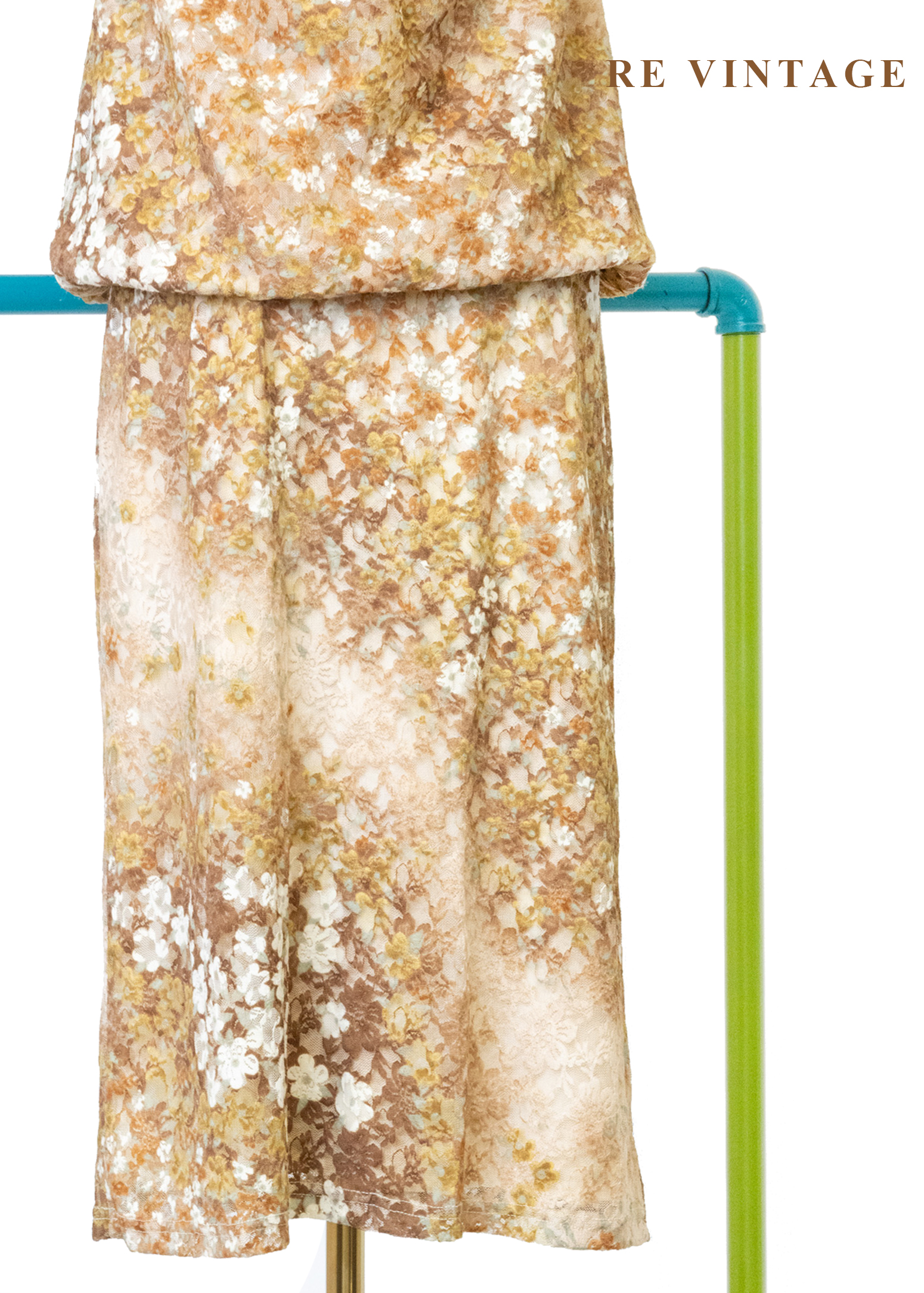 焦糖杏色色蕾絲小碎花鬆緊腰洋裝14