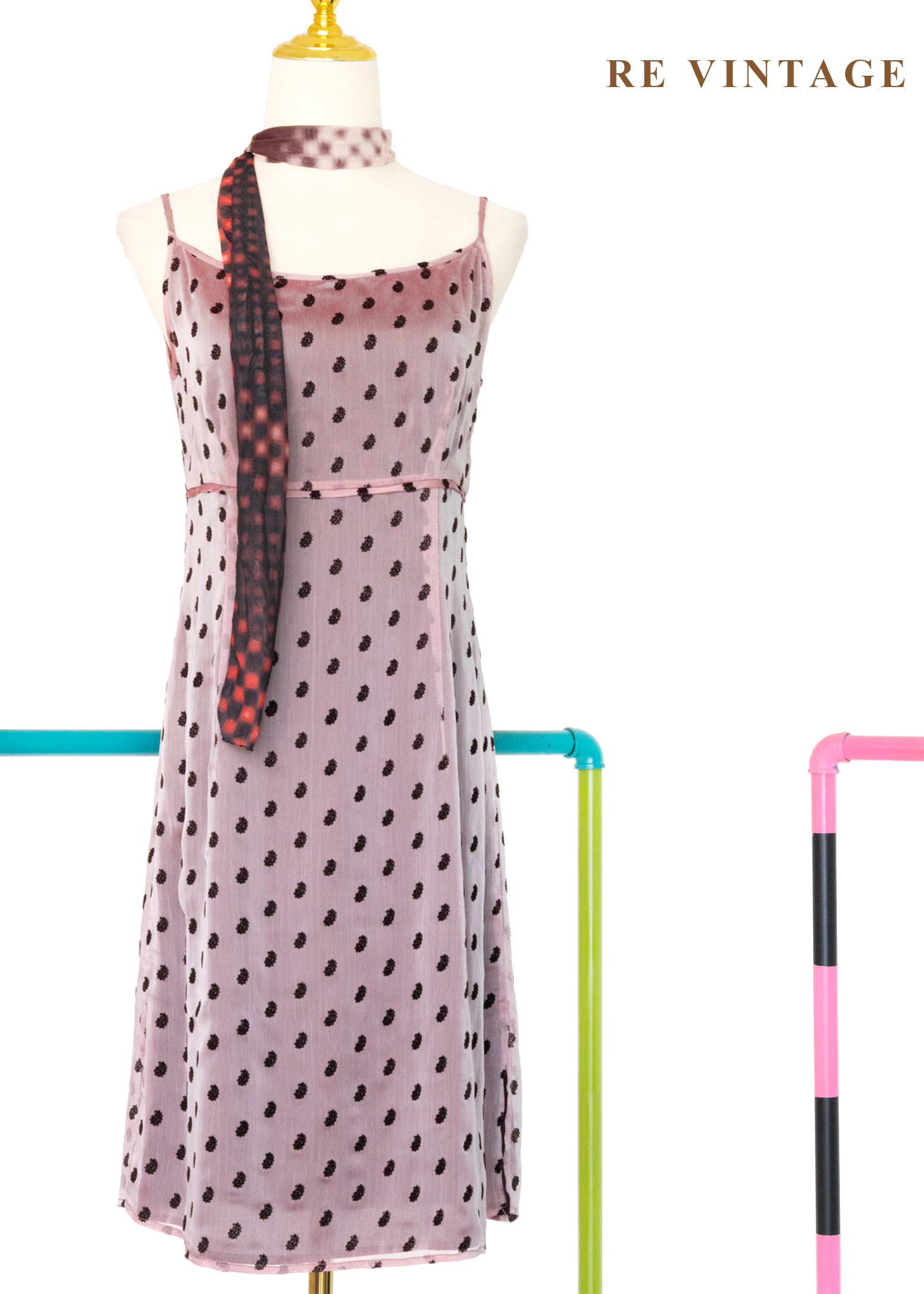 玫瑰珠光色光澤巧克力變形蟲蟲細肩帶洋裝