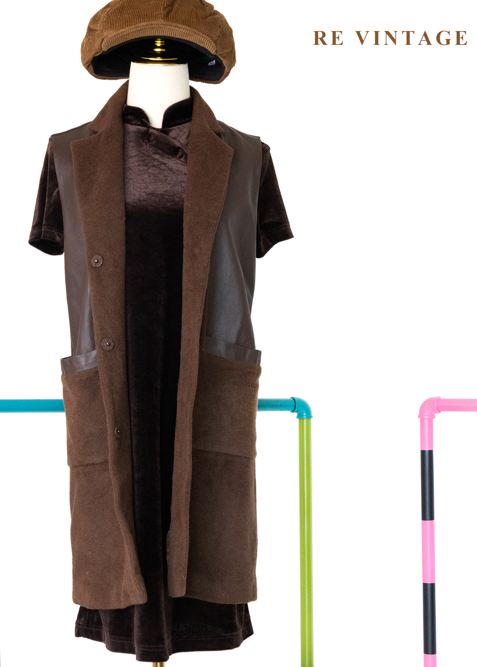 木桃色皮革拼接毛呢長版背心7