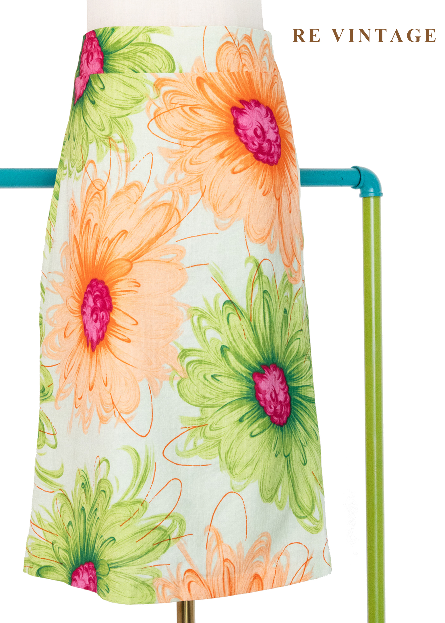 嫩綠與亮橘畫線花花美裙（25"）