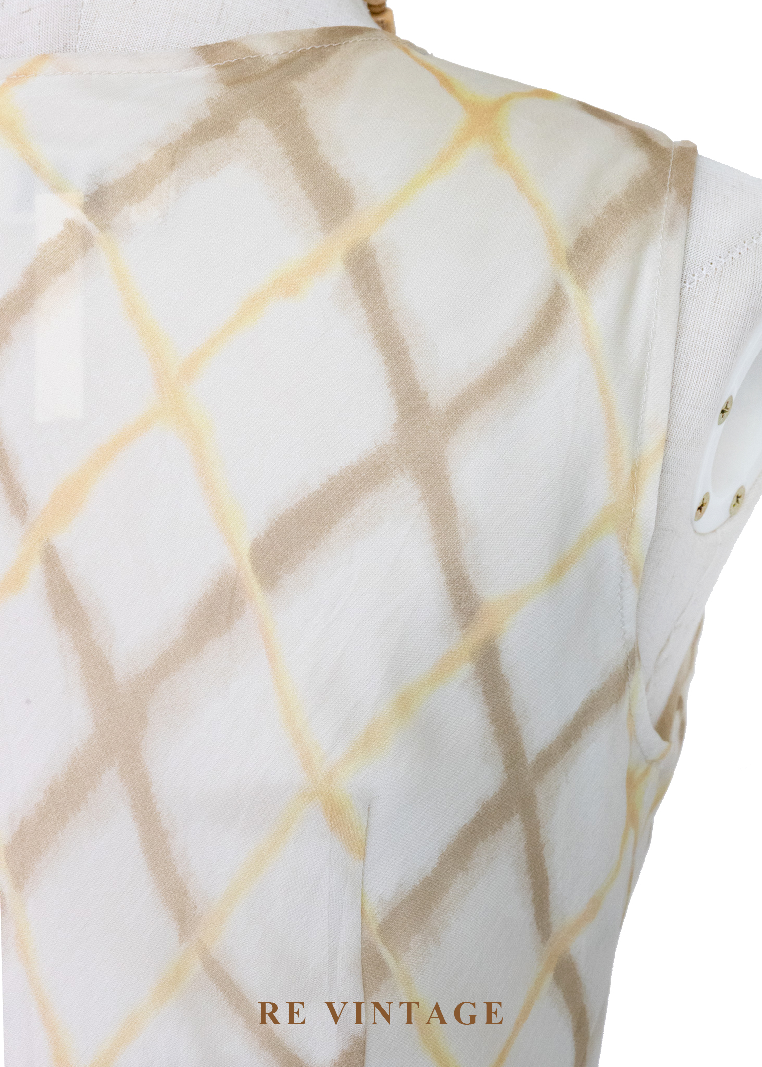 奶油雲階菱格紋氣質洋裝13