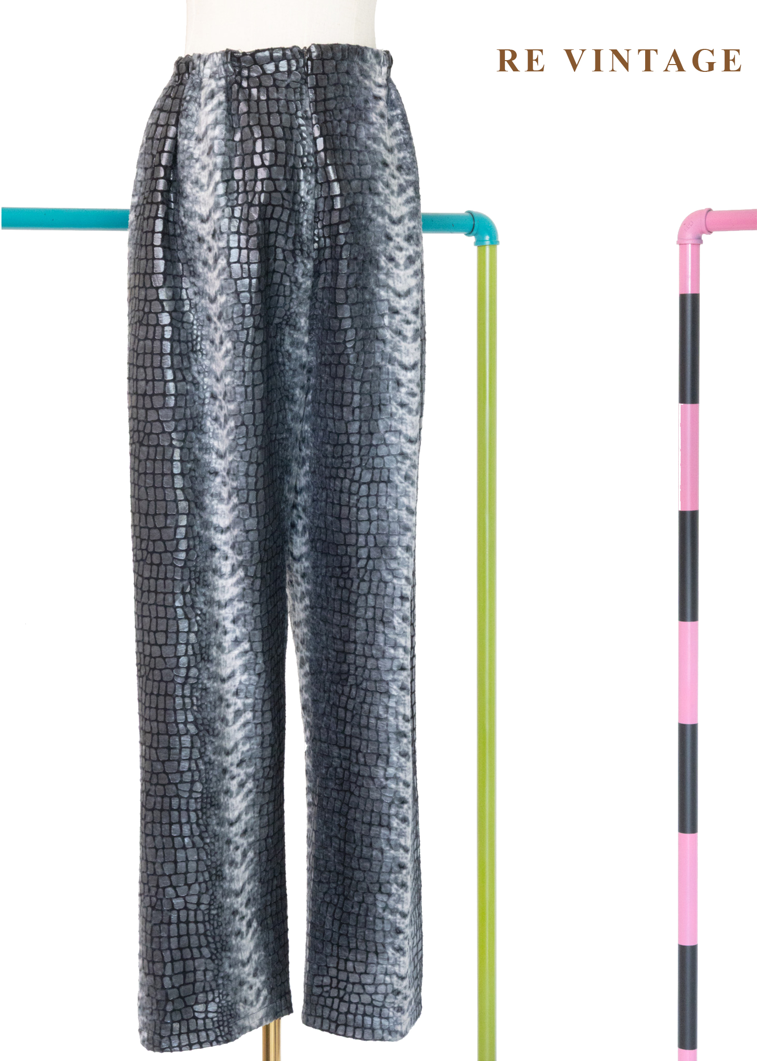 銀灰鱗紋質感冷冽高腰長褲(26-32")8