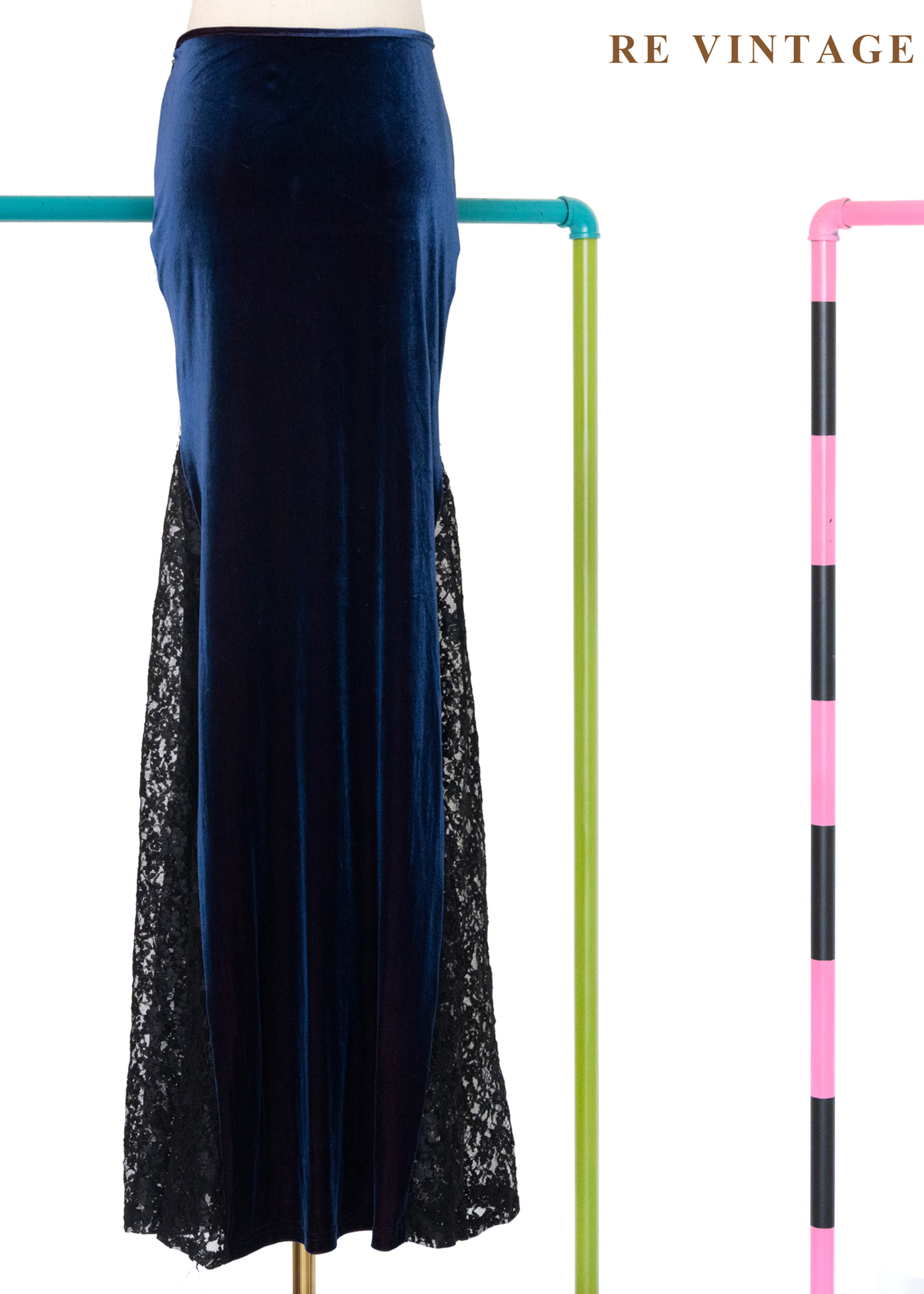  微光紅深藍蕾絲魔女長裙（28-30"）