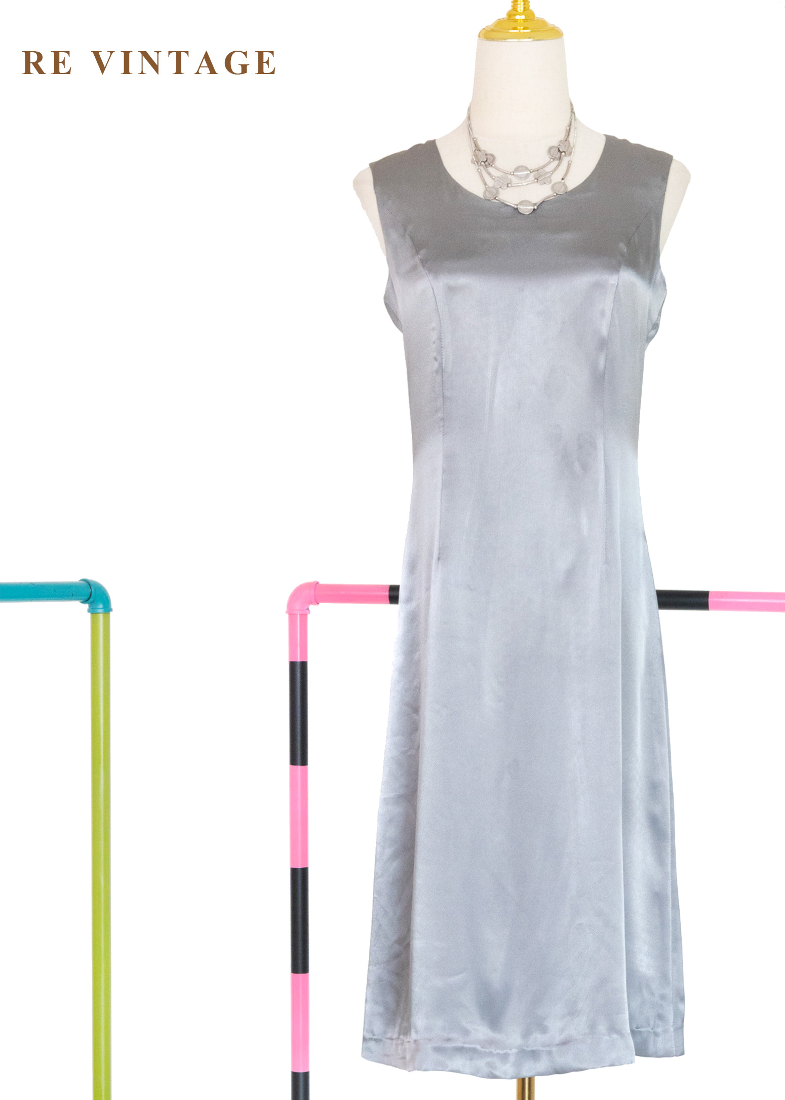 質感單品 - 俐落剪裁冰霧緞面洋裝