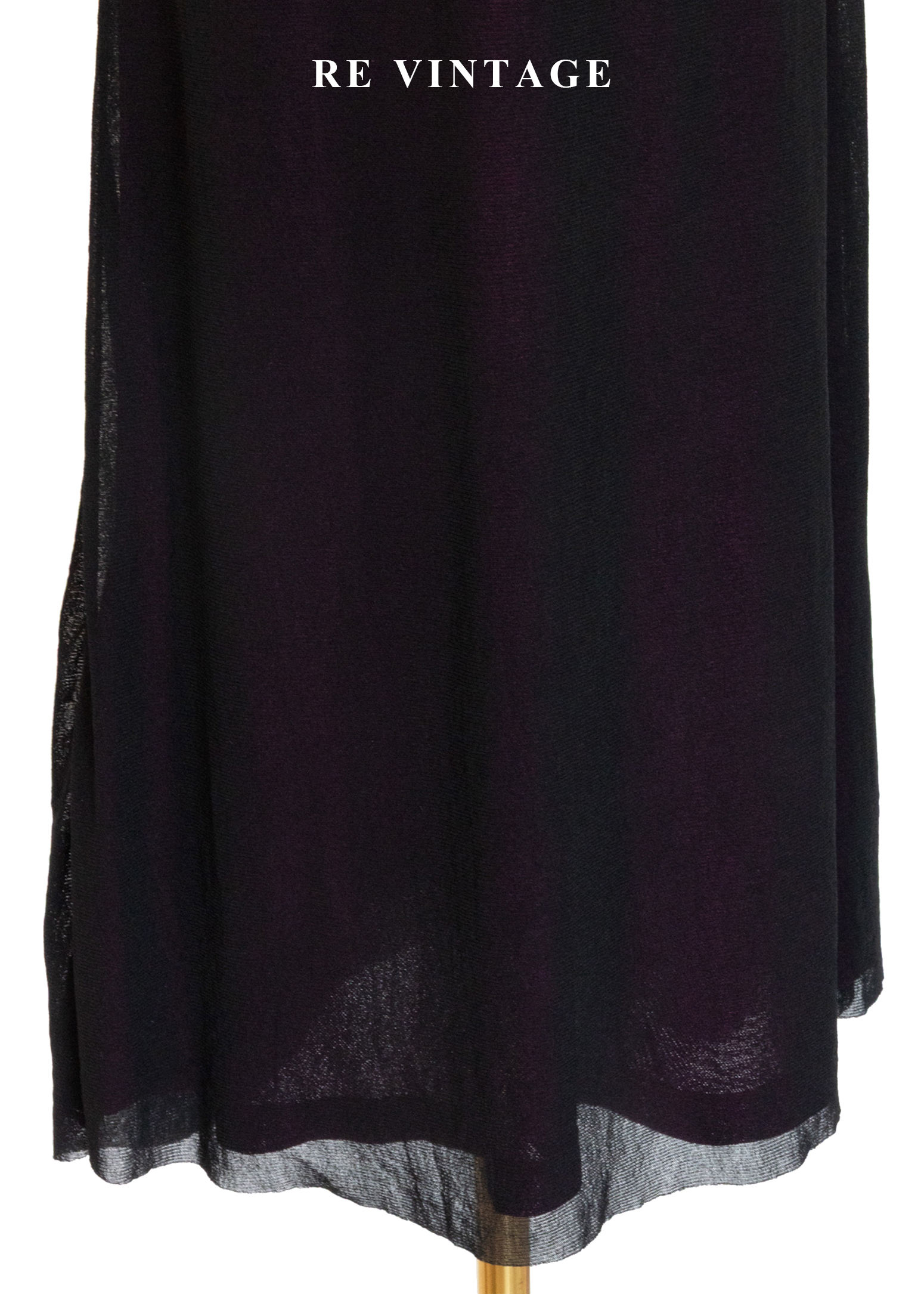 黑夜裡盛開的紫紅花繞頸長洋裝6