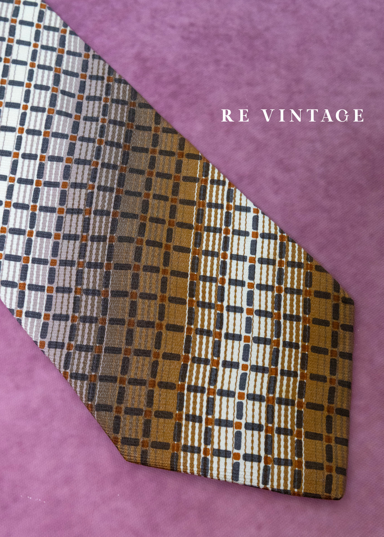 褐霧斜影格紋排列領帶4