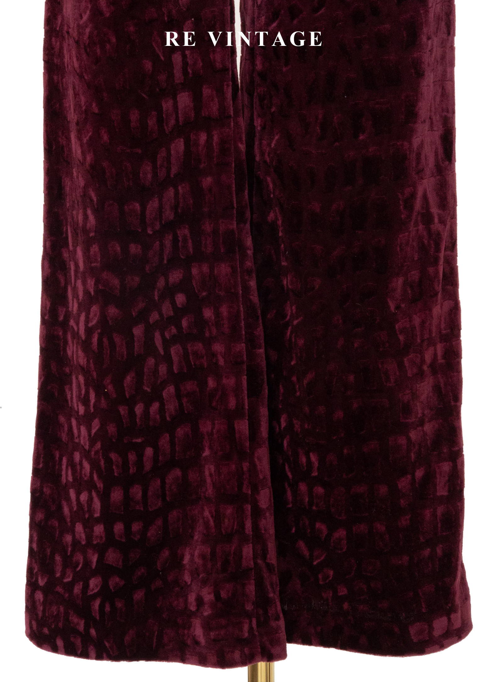 莓果色雕紋紋理絨布長褲(25")6