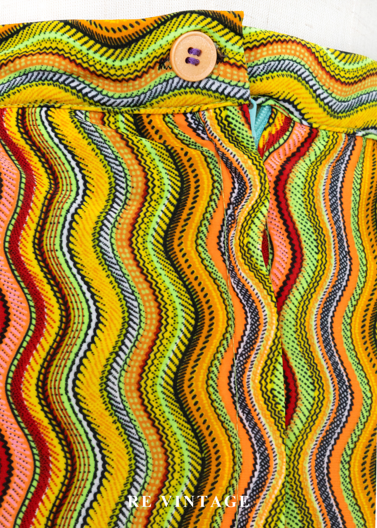 復古迷幻螢光波紋及膝裙(26")8