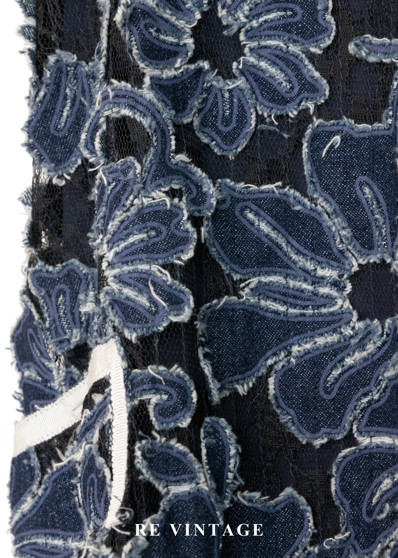 靛藍花瓣堆疊黑蕾絲洋裝9