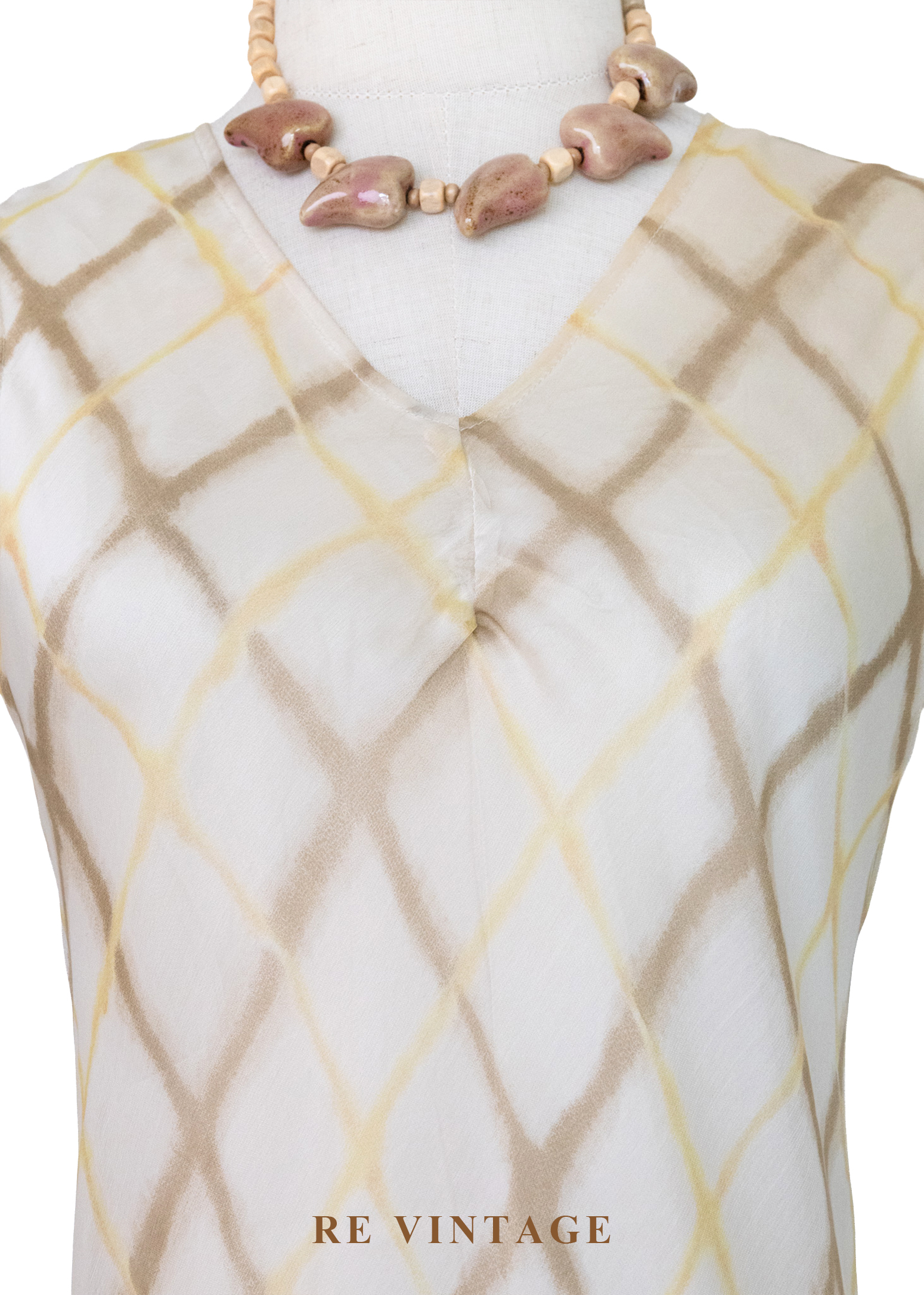 奶油雲階菱格紋氣質洋裝6