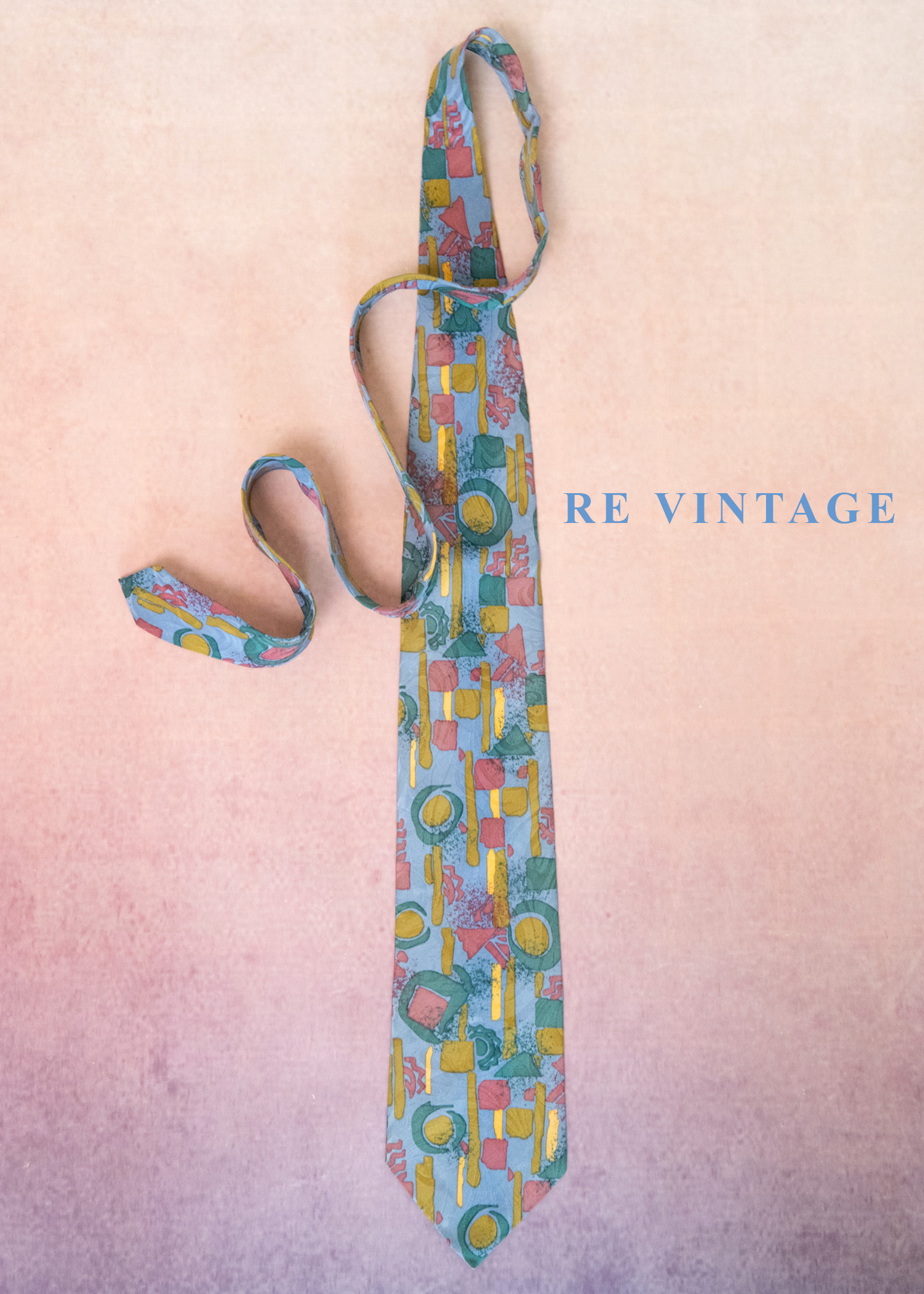 淺藍幾何塗鴉領帶2