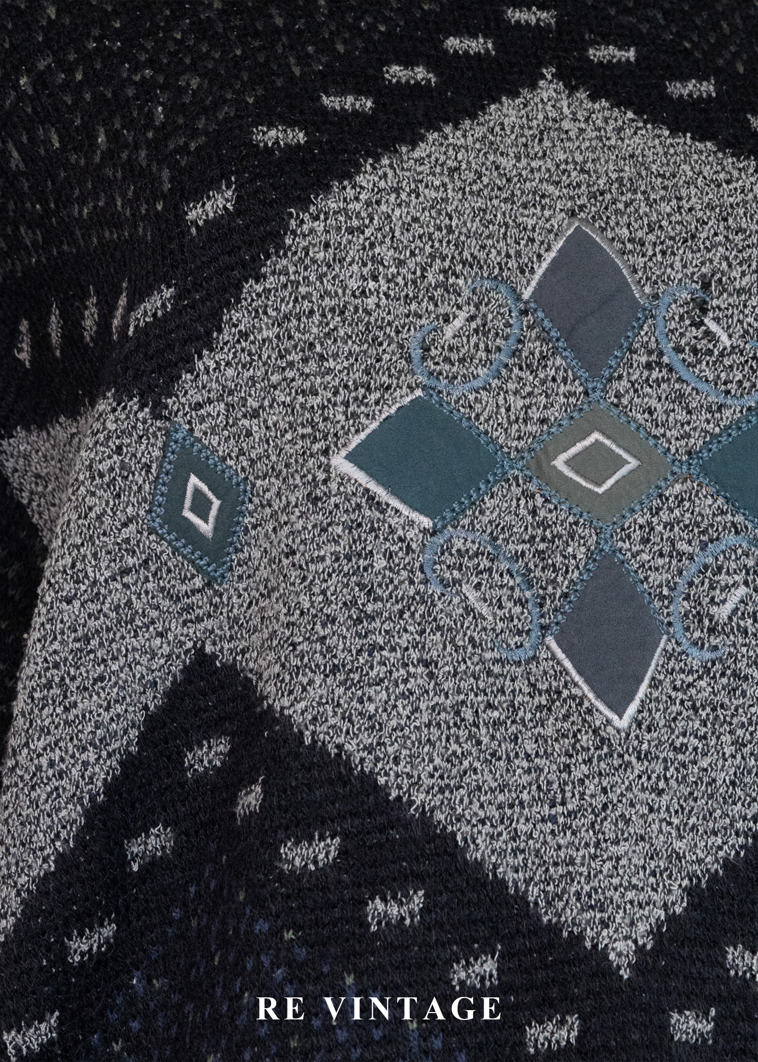 冰晶圖騰灰藍色針織毛衣10