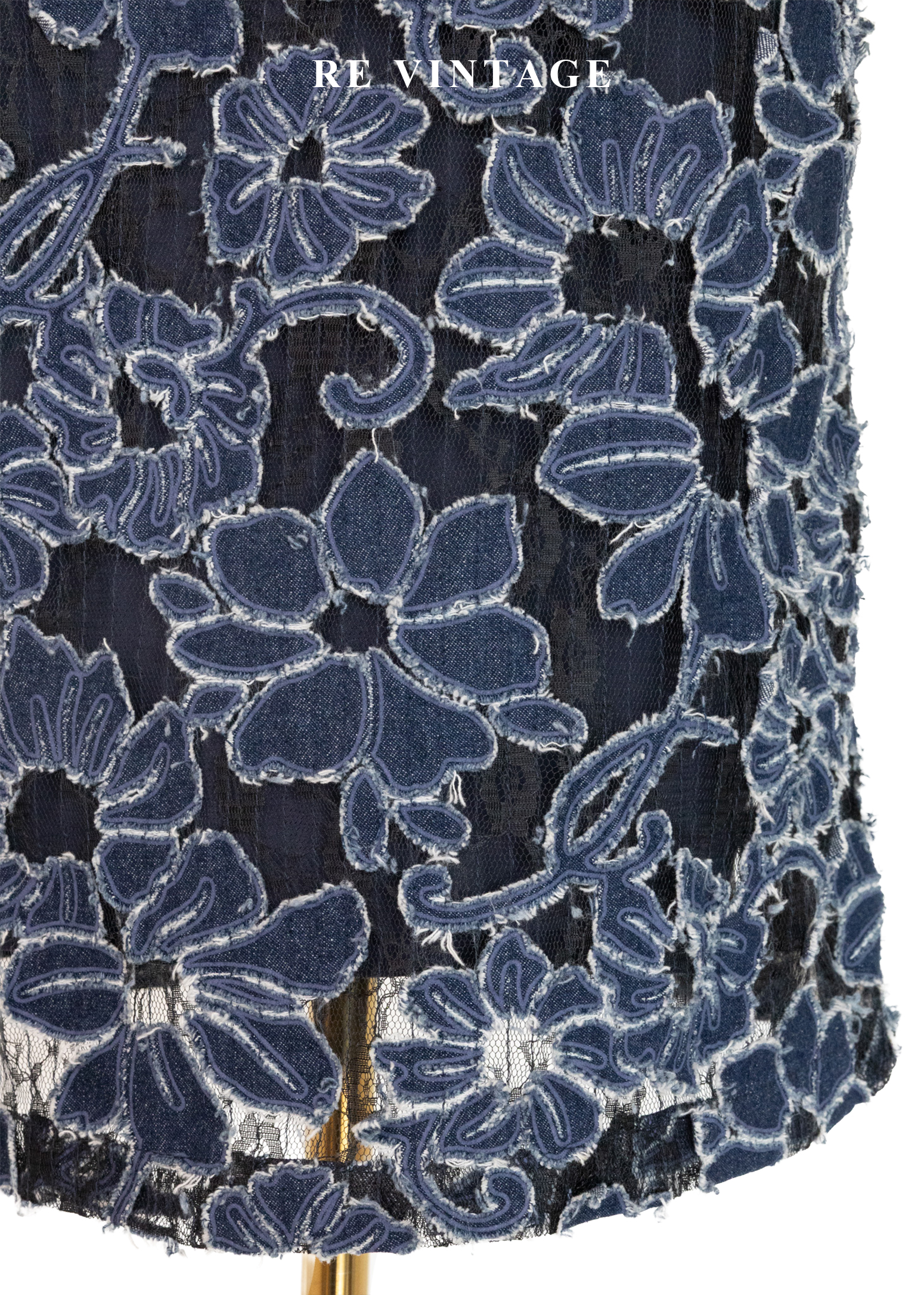 靛藍花瓣堆疊黑蕾絲洋裝14