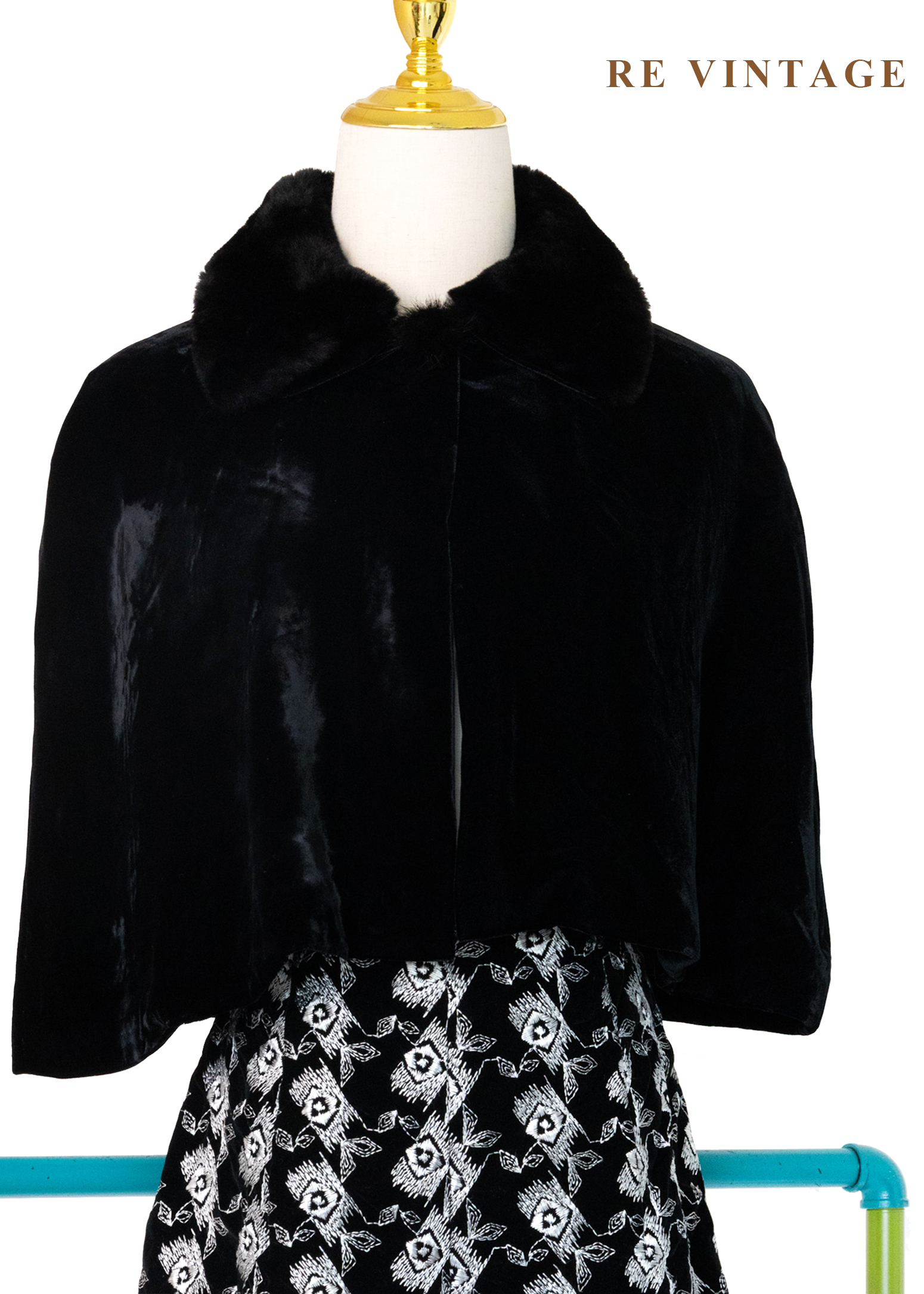 歐系毛絨氣質迷人短版披風