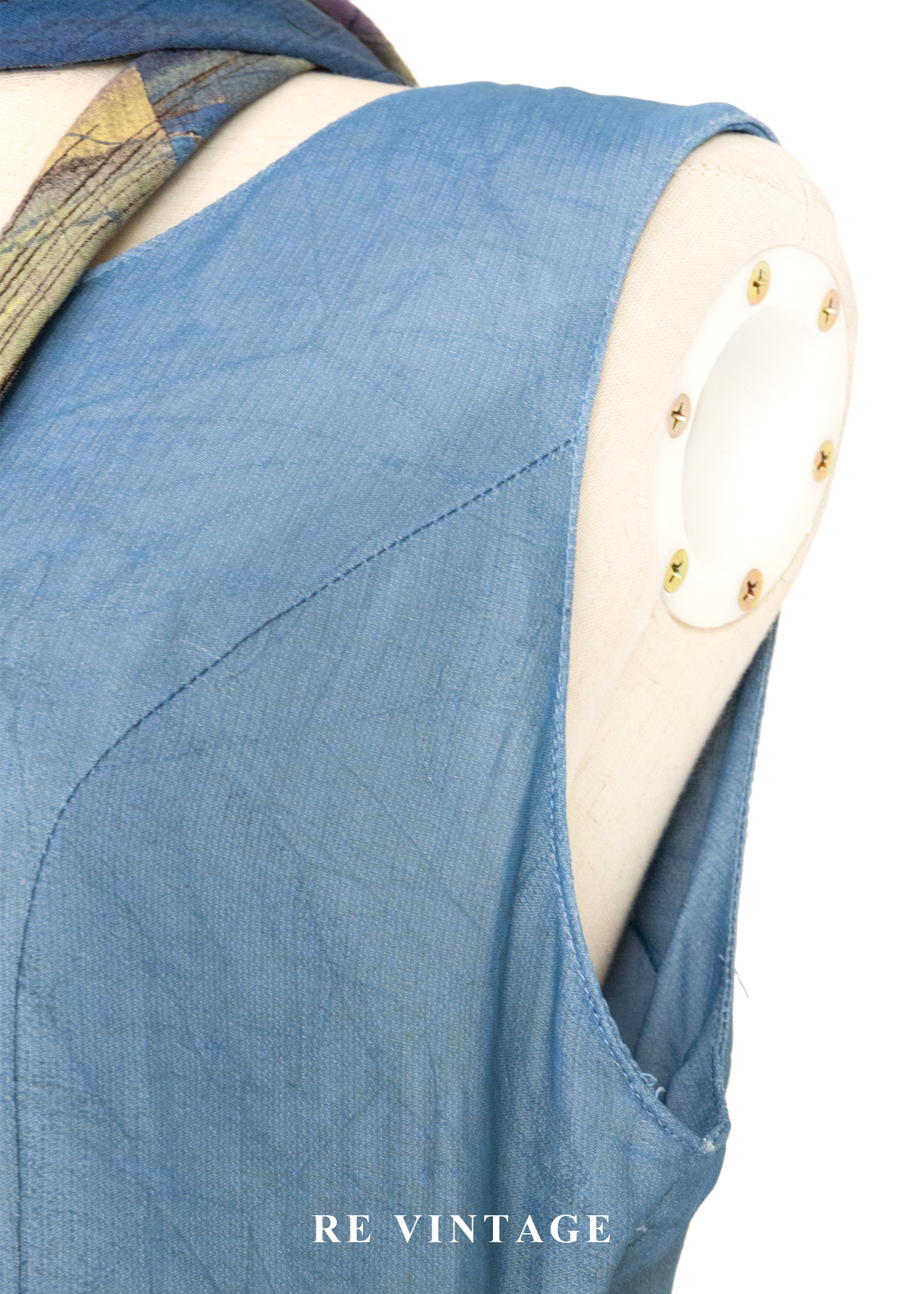 極光下的夕陽湖畔長洋裝10