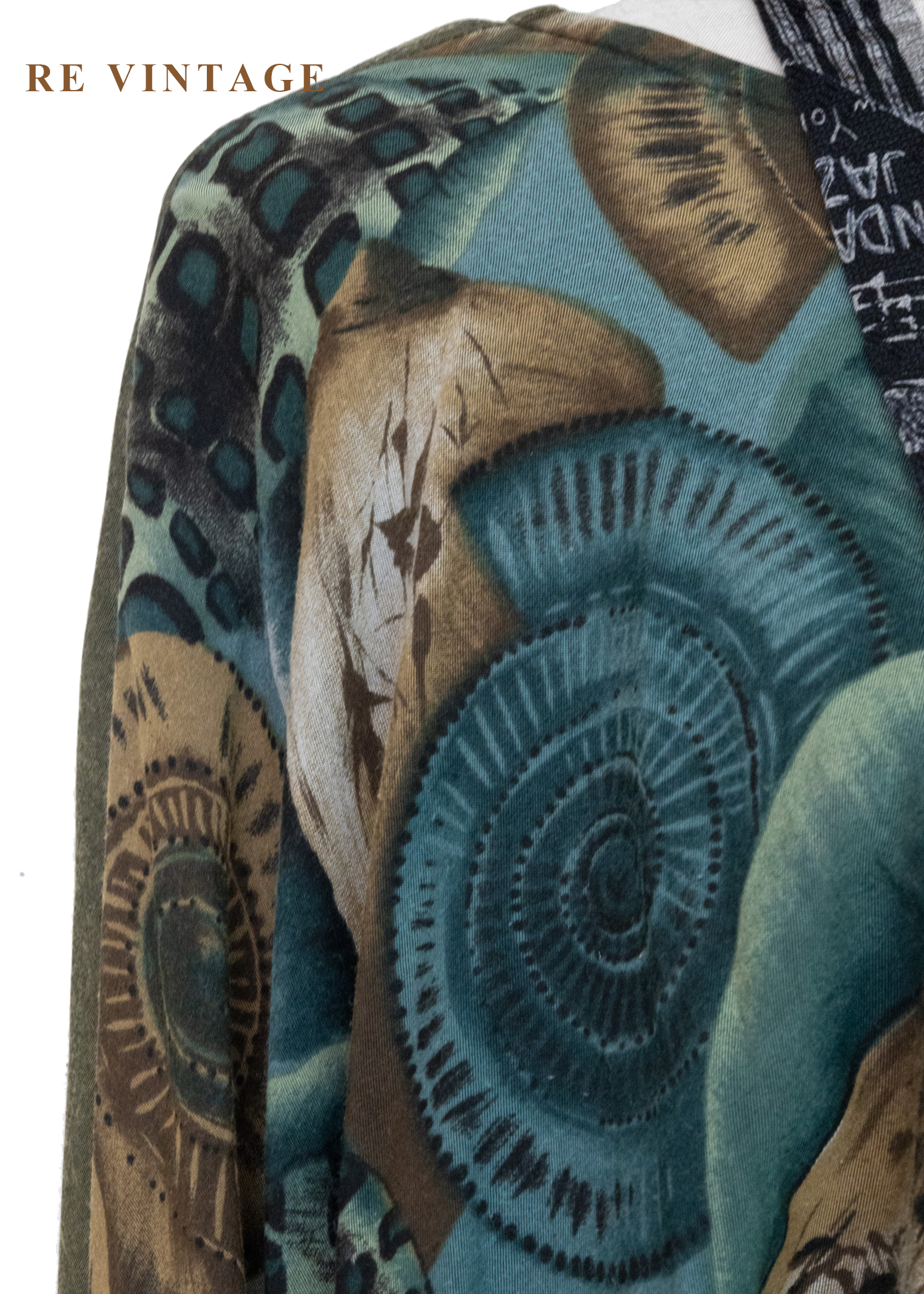 森林中的密談 - 藝術拼接衫落肩上衣6