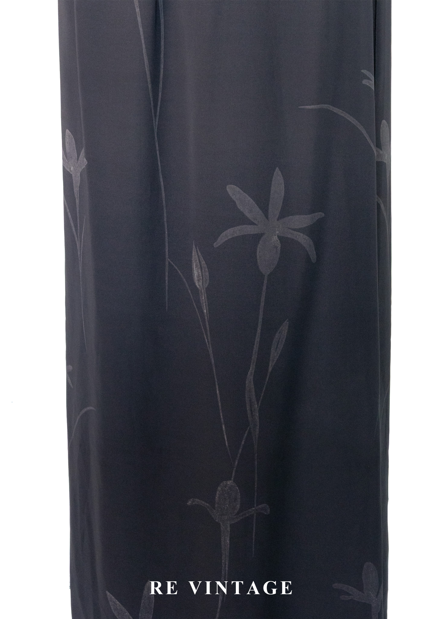 漸層灰霧中的花形線長裙(24-32")9