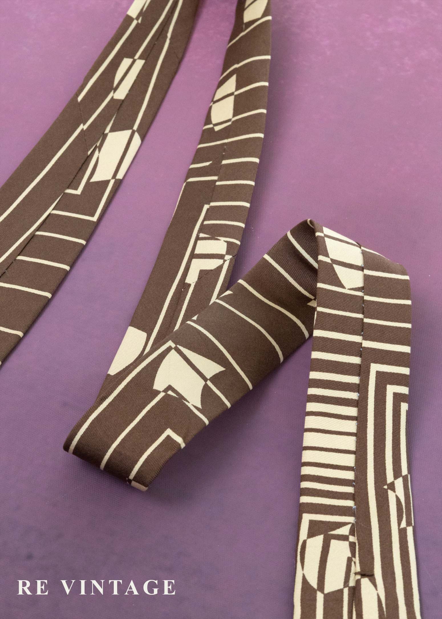 咖啡色的結構迷宮領帶6