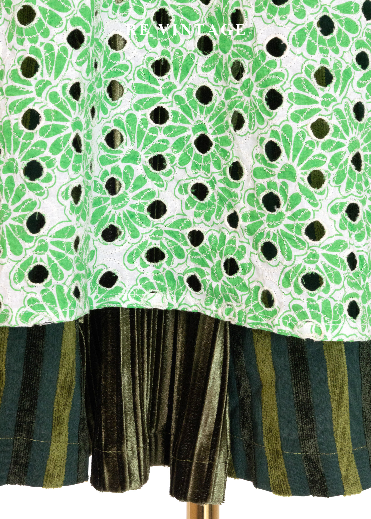 清新俏皮蕾絲花紋寬版上衣/迷你洋裝7