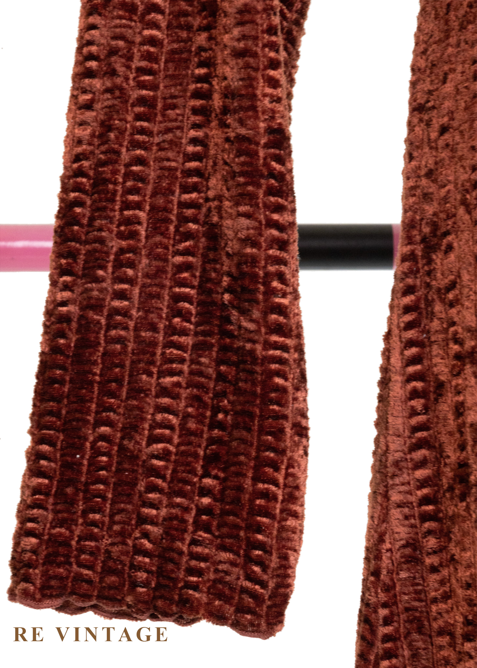 琥珀流光紋理絨布長洋裝6