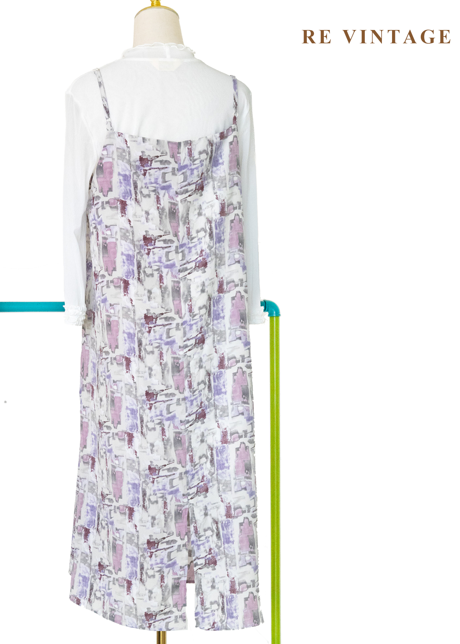 蒙馬特的街頭畫板細肩帶長洋裝10